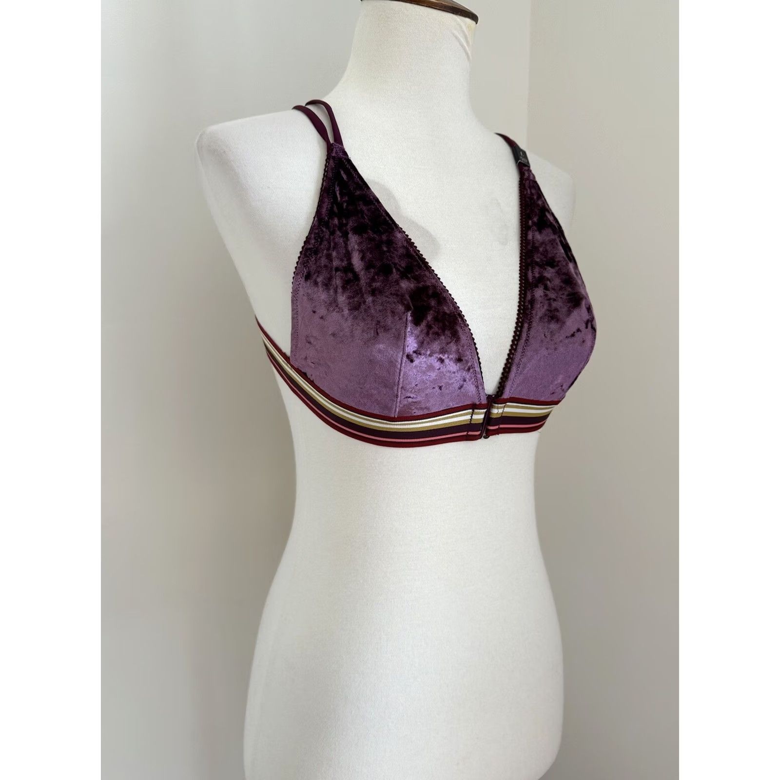 Victoria's Secret Victoria's Secret Velvet Bralette Striped Front Closure Racerback Wireless L Multicolor Shirt Womens Bra Size ONE SIZE - 3 Thumbnail
