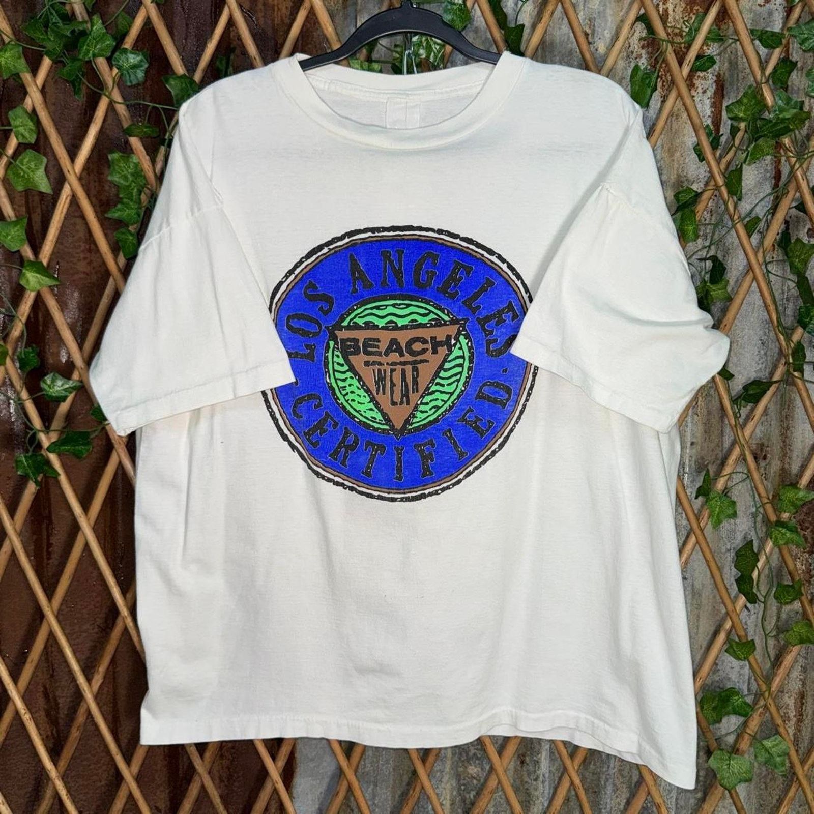 Vintage Vintage y2k los angeles beachwear surf / skate 1990s t-shirt Size US L / EU 52-54 / 3 - 1 Thumbnail
