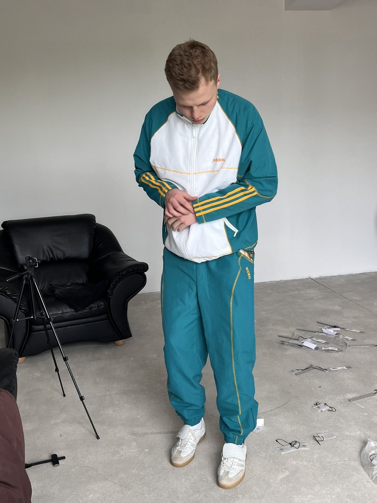 Adidas 90s Adidas Retro Track Suit Rare Size US 32 / EU 48 - 6 Thumbnail