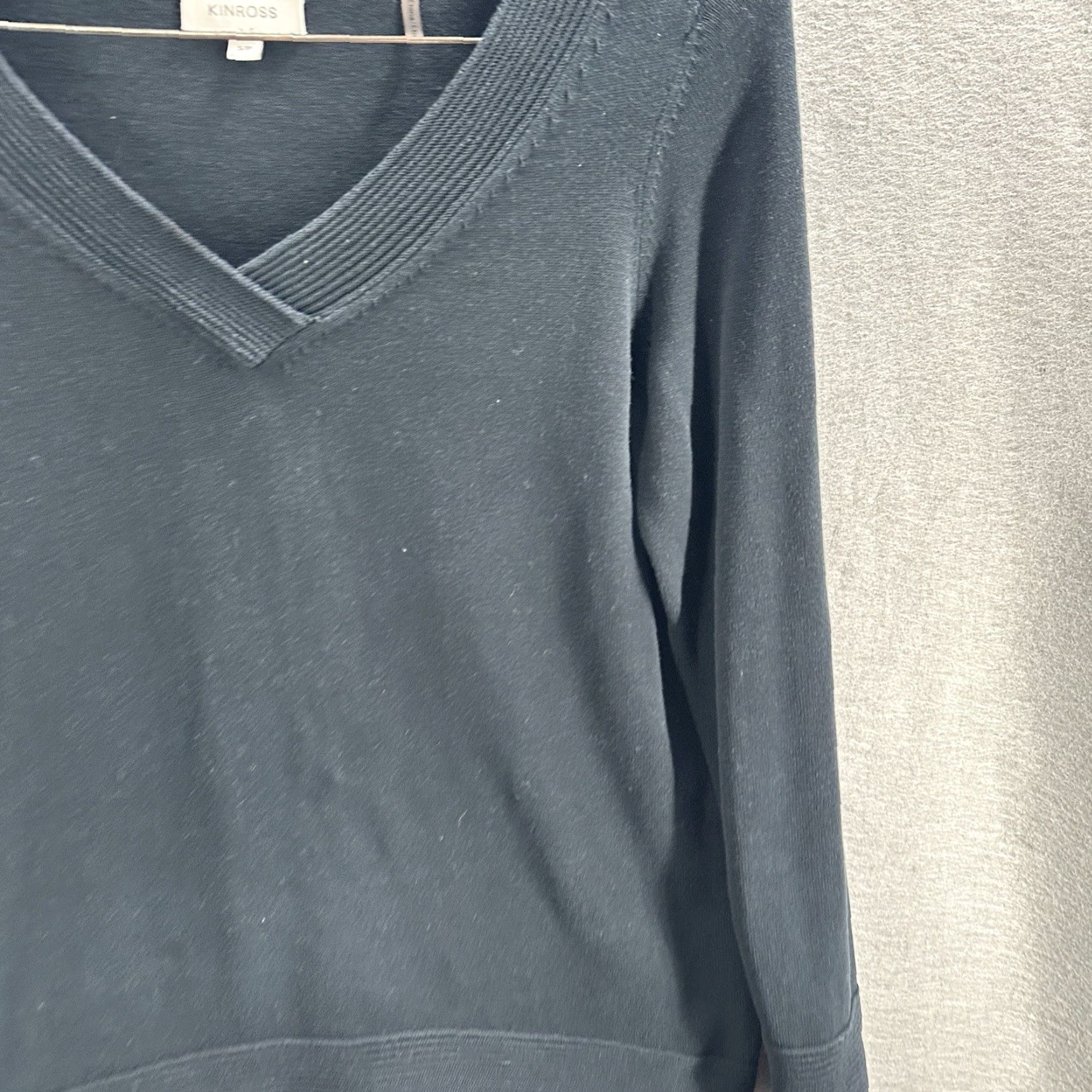 Vintage Kinross Kinross Sweater Womens Small BLue Long Sleeve V Neck Quiet Luxury Cottagecore Size S / US 4 / IT 40 - 5 Thumbnail