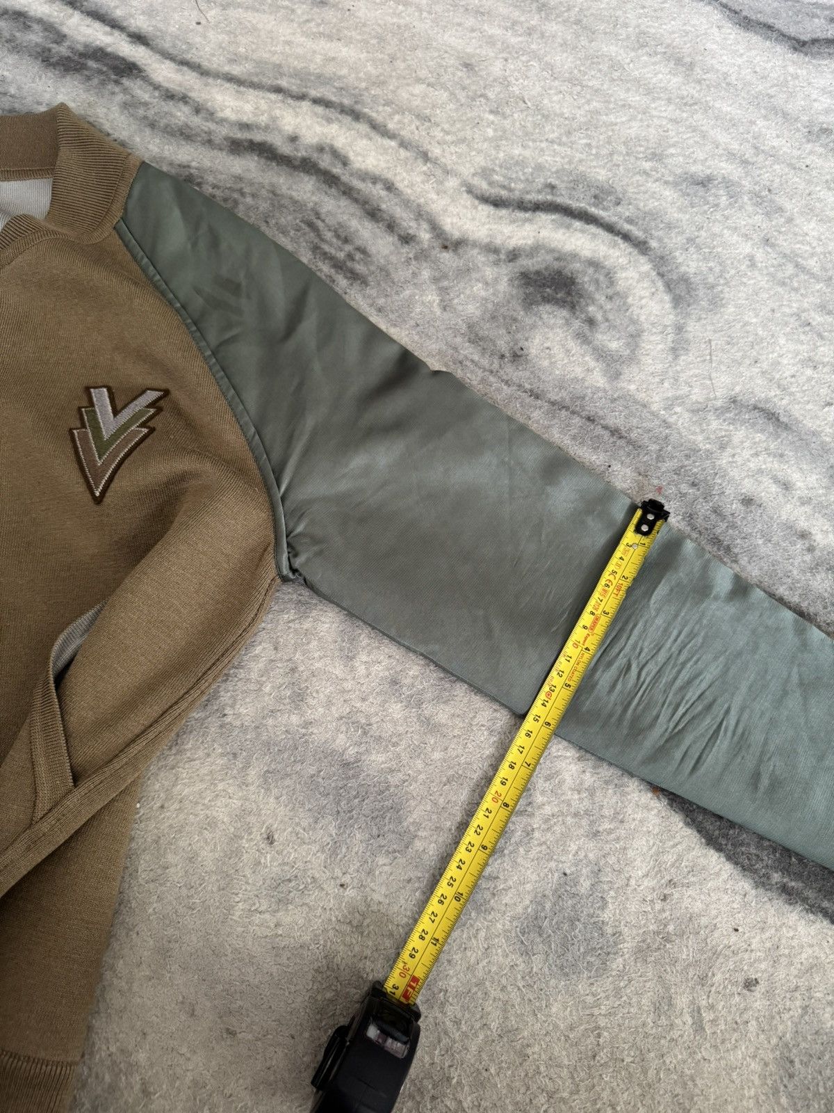 Louis Vuitton LOUIS VUITTON bomber jacket SEE REAL MEASUREMENTS IN PHOTOS Size US S / EU 44-46 / 1 - 18 Thumbnail