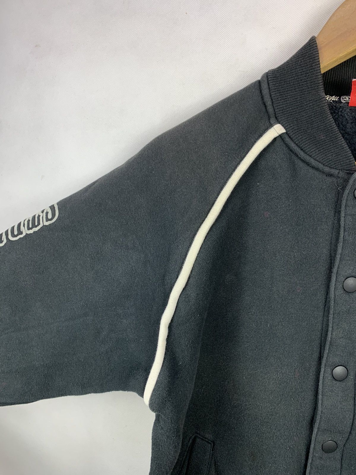Japanese Brand Rare! Devitchu Streetwear Big Logo Baseball Sweater Size US M / EU 48-50 / 2 - 7 Thumbnail