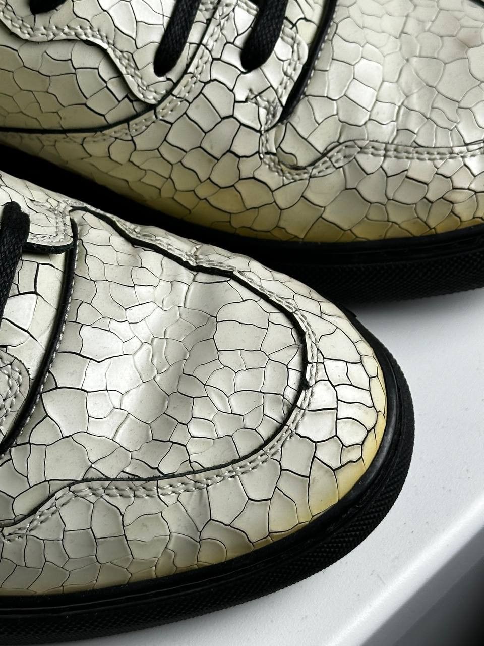 Balenciaga Balenciaga High Top Trainers Snake Skin Cracked Size 7.5 Size US 7.5 / EU 40-41 - 7 Thumbnail