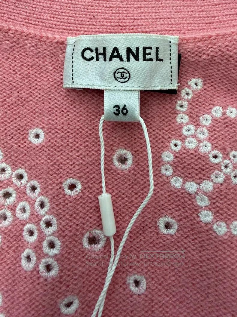 Chanel Chanel Pink hollow embroidery flower logo cardigan coat Size XS / US 0-2 / IT 36-38 - 4 Thumbnail