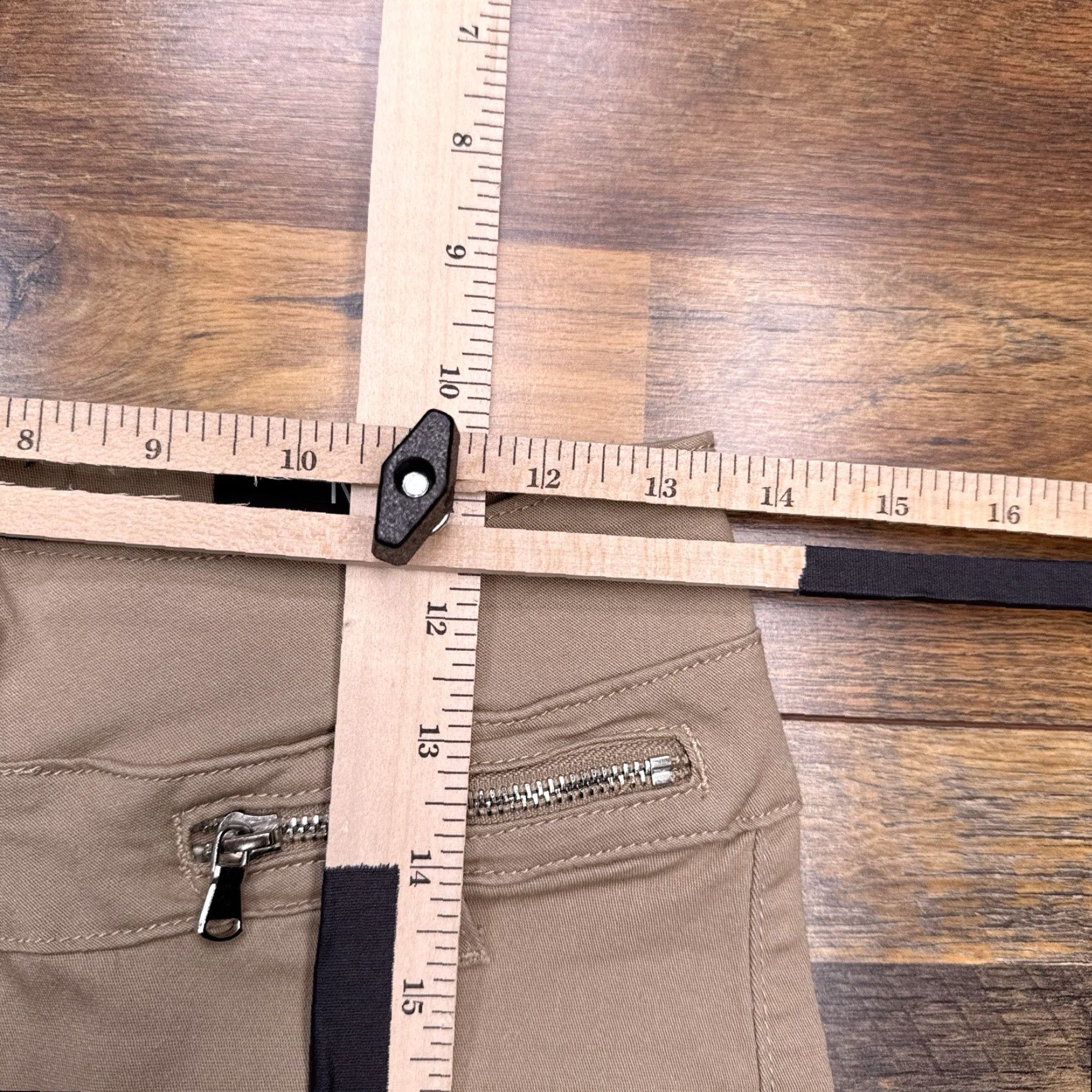 Vintage American Bazi Bermuda Shorts Womens M Tan Twill Stretch Zipper Pocket Casual New Size 32" / US 10 / IT 46 - 7 Thumbnail