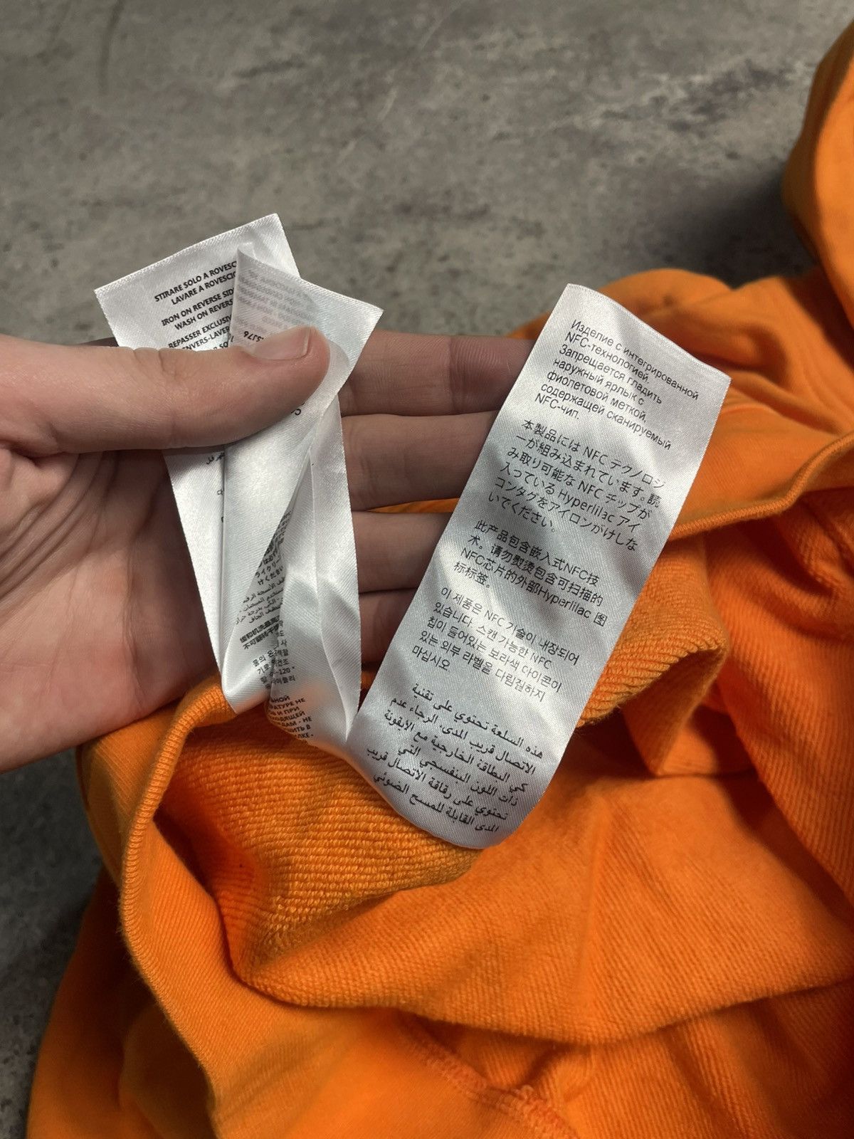 Alexander McQueen 2 pieces Mcq Alexander McQueen cropped hoodie and t shirt XS Size XS / US 0-2 / IT 36-38 - 18 Thumbnail