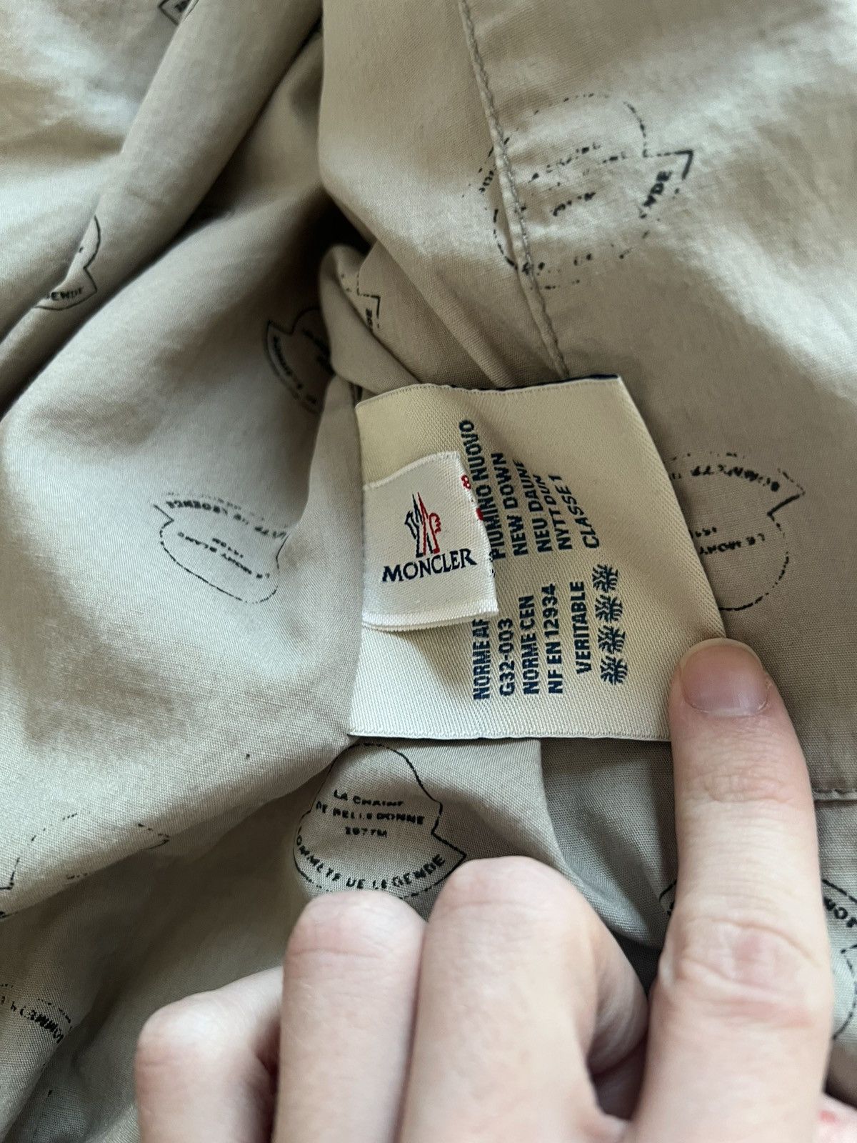 Moncler × Visvim *Grail* VISVIM x MONCLER AW11 FUR HOOD DOWN PUFFER JACKET Size US S / EU 44-46 / 1 - 11 Thumbnail