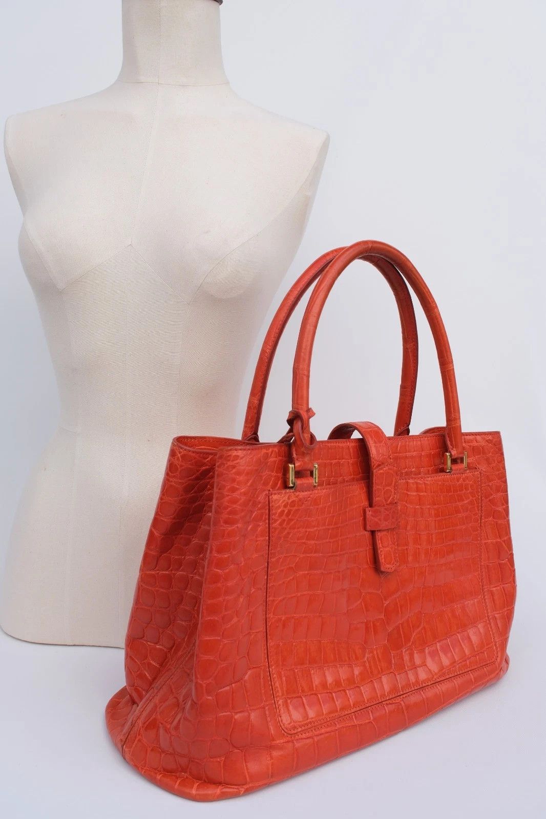 Loro Piana Super RARE Loro Piana Bellevue Exotic Leather Bag Tote Size ONE SIZE - 7 Thumbnail