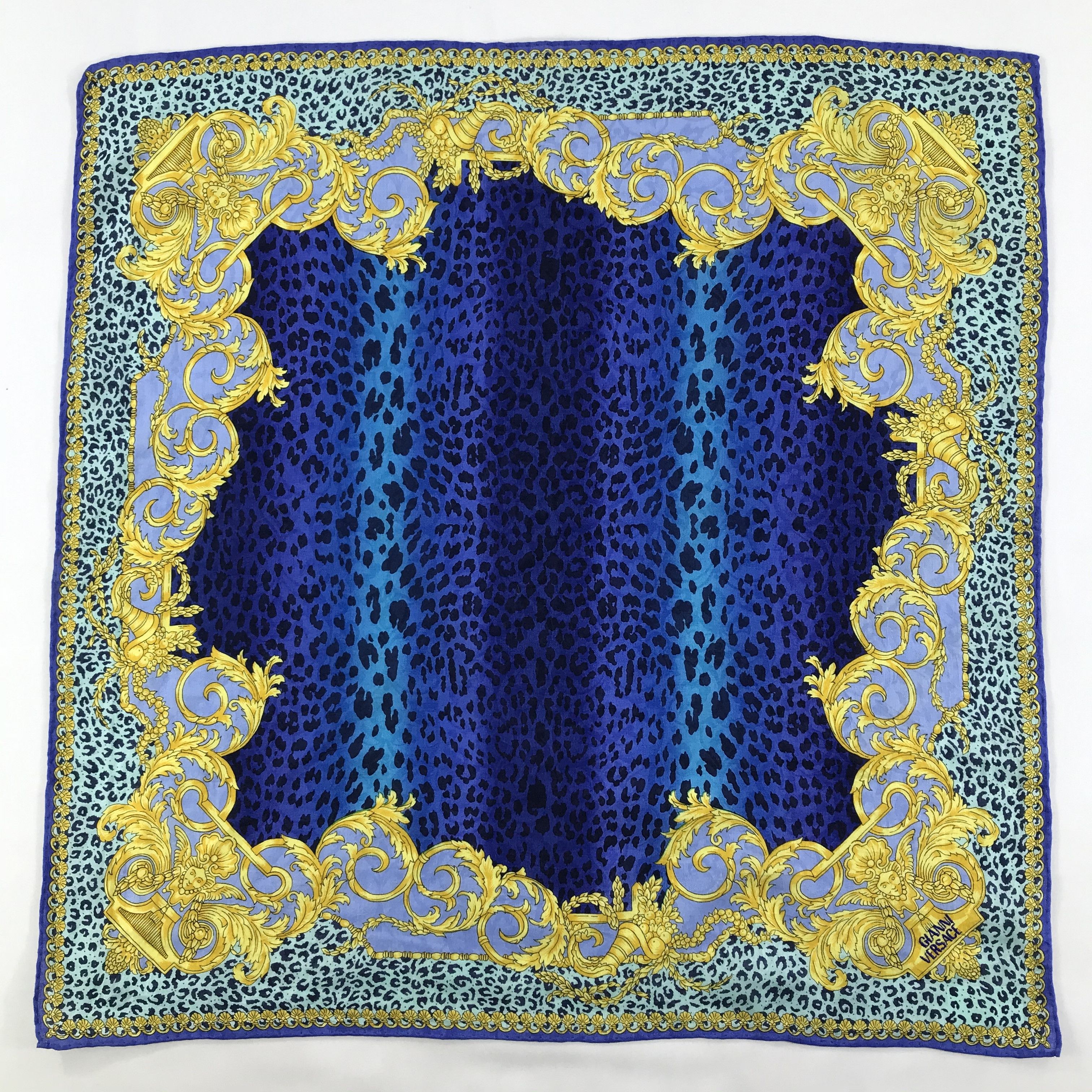 Vintage Gianni Versace Bandana / Handkerchief / Neckerchief - S1206 Size ONE SIZE - 1 Thumbnail