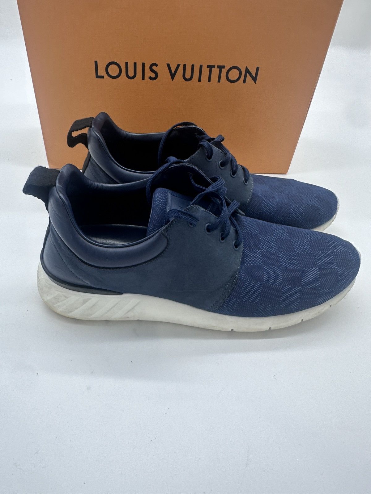 Louis Vuitton Louis Vuittom Runner Sneaker Blue Size 9.5 LV 10.5 USA Size US 9.5 / EU 42-43 - 6 Thumbnail