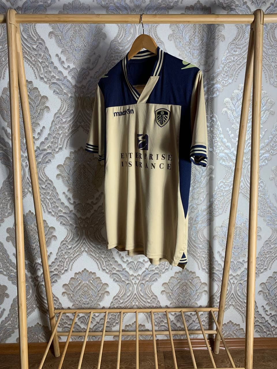 Macron × Vintage VERY RARE MACRON LEEDS UNITED ENGLAND SOCCER JERSEY Y2K 90s Size US XL / EU 56 / 4 - 2 Thumbnail