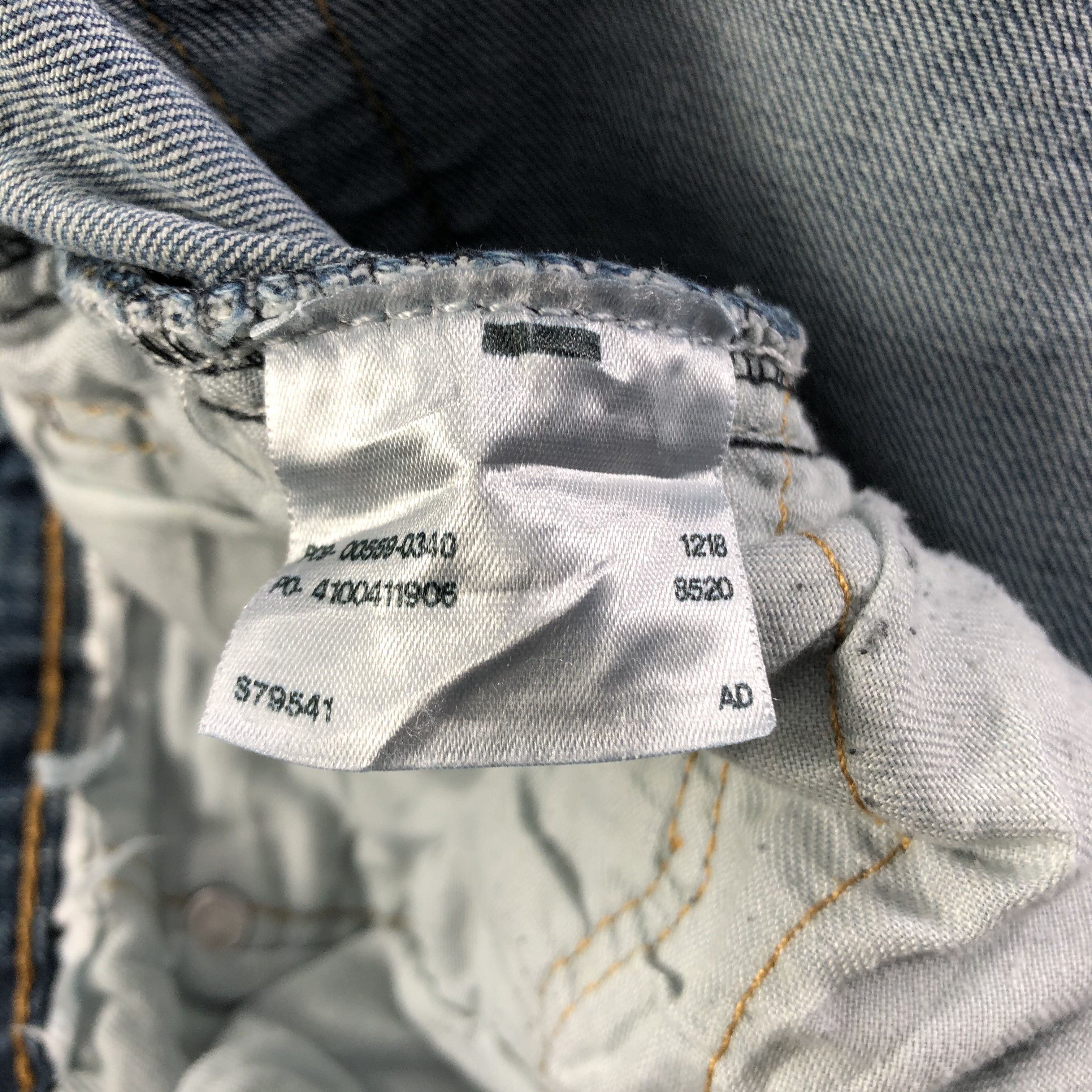 Levi's Vintage Blue Wash Levis 559 Jeans-J3384 Size US 39 - 10 Thumbnail
