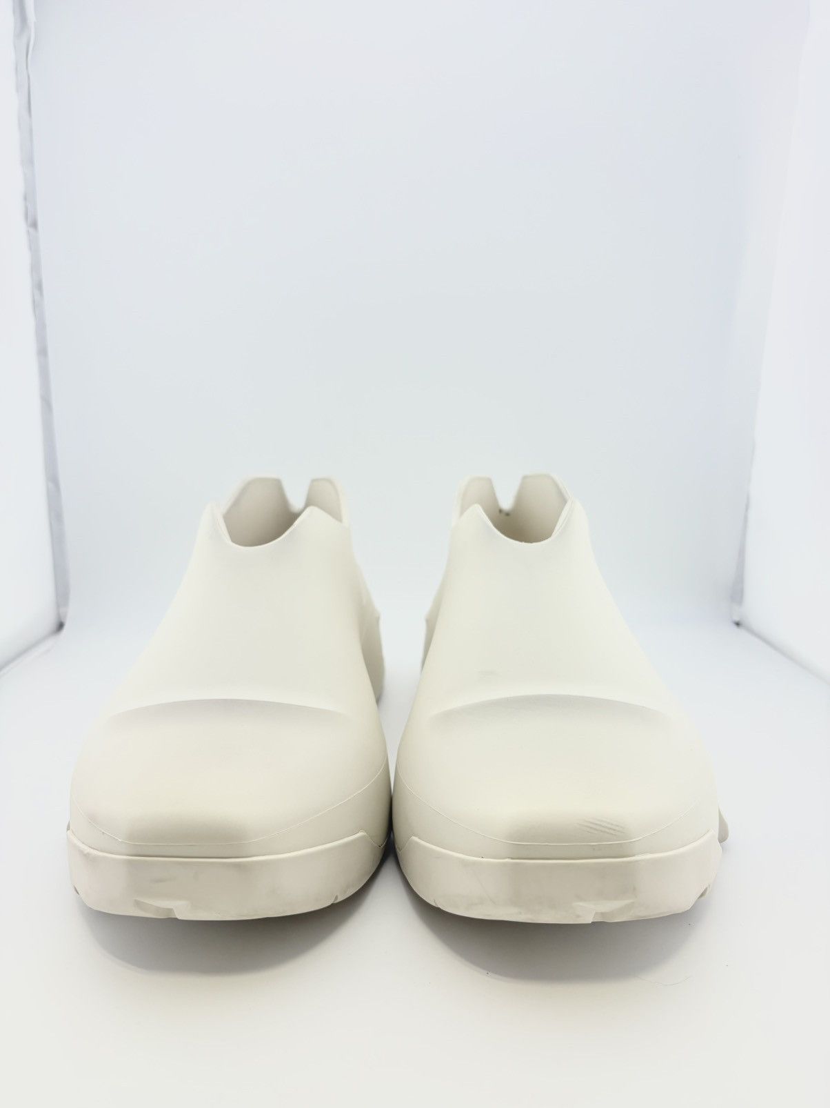 Givenchy GIVENCHY IVORY CLOG USED SIZE 9 Size US 9 / EU 42 - 2 Thumbnail