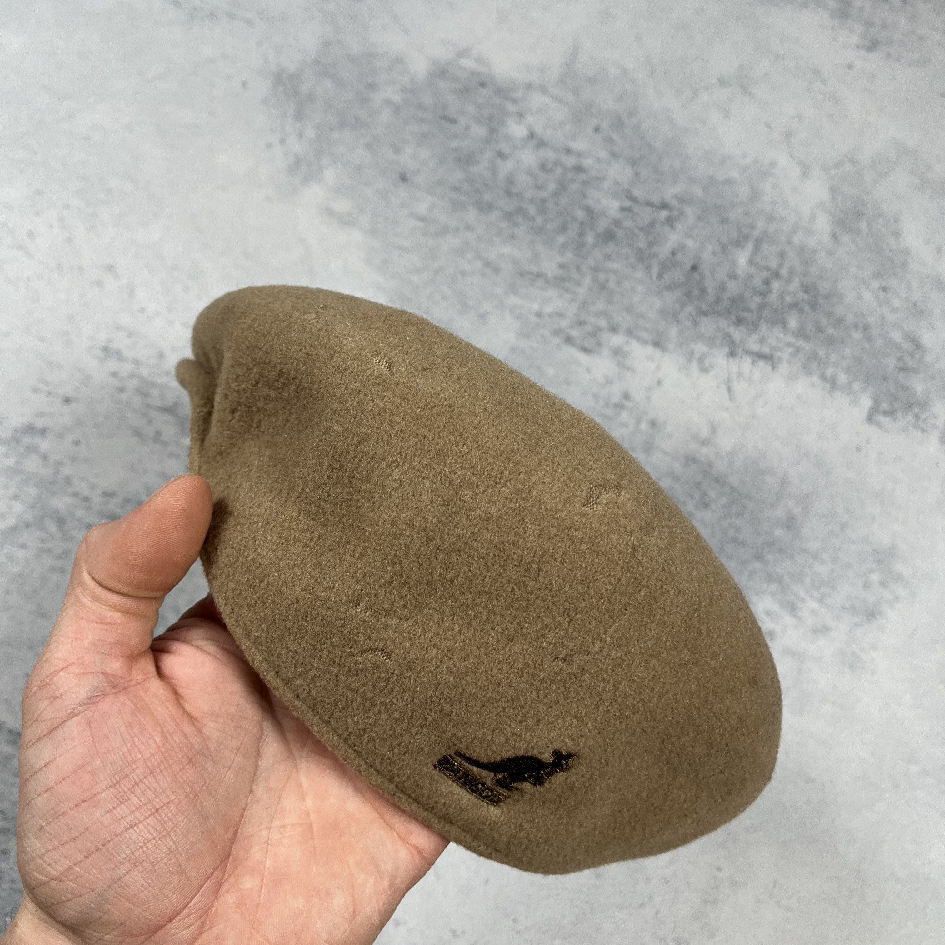 Kangol Ladies Kangol 100% Wool Flat Cap Beige Size ONE SIZE - 15 Thumbnail