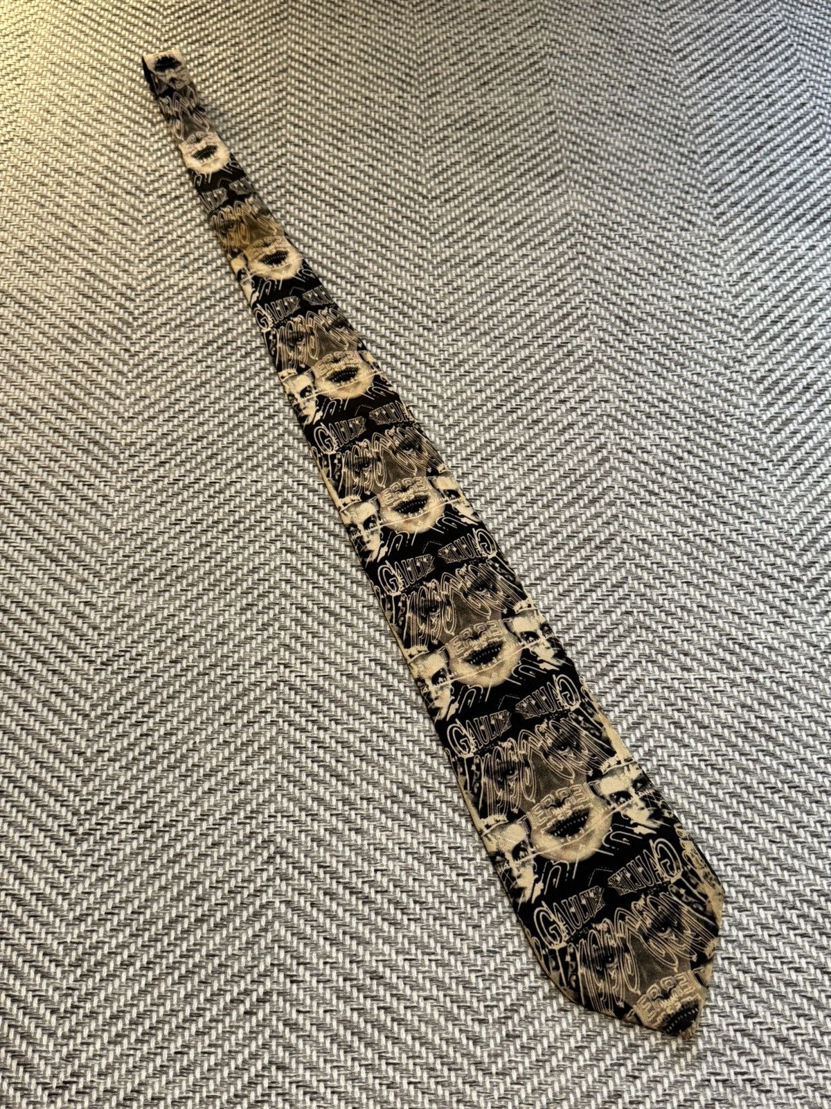 Jean Paul Gaultier Jean Paul Gaultier Vintage Tie Size ONE SIZE - 1 Thumbnail