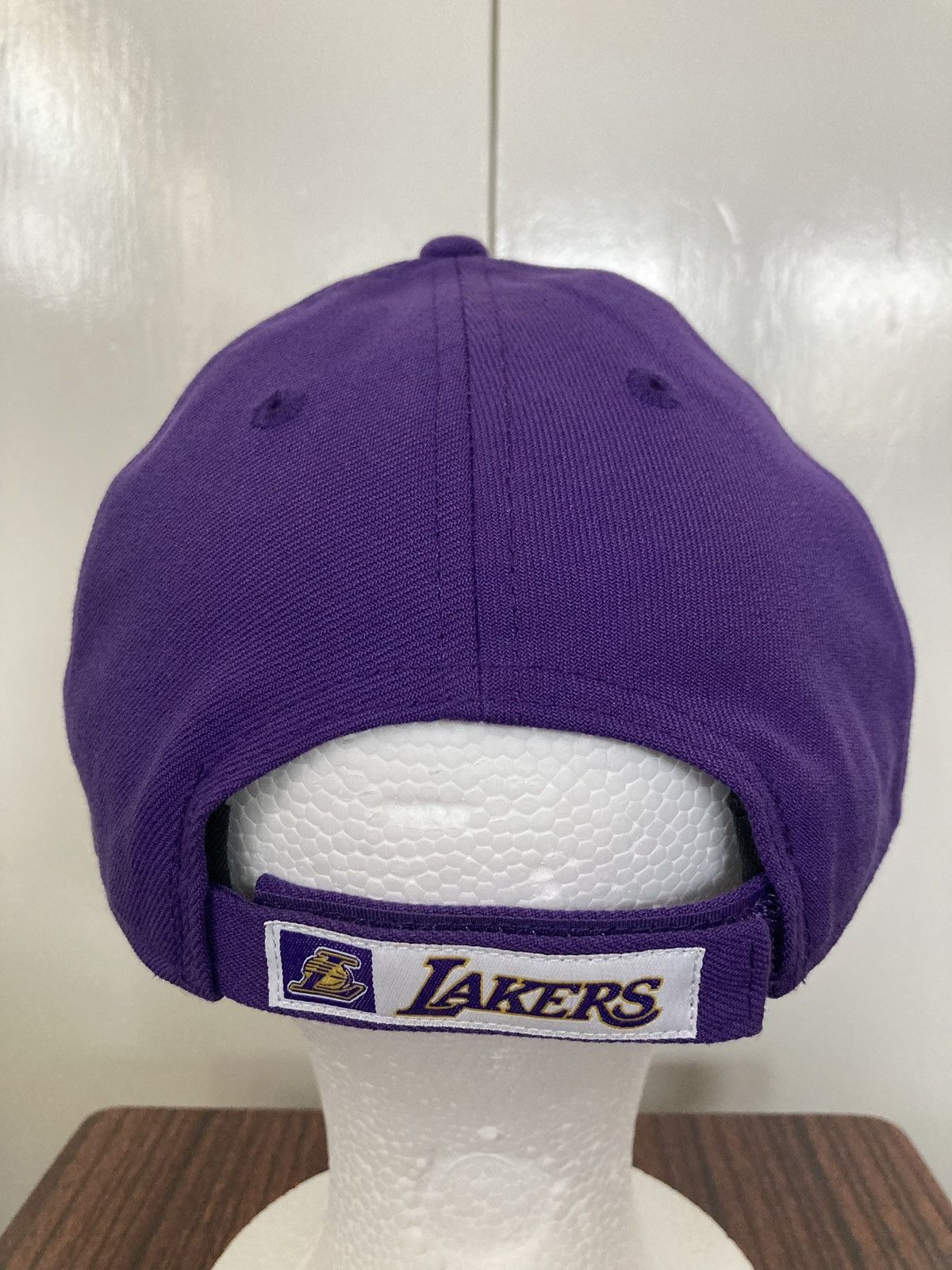 New Era NEW ERA 9FORTY LOS ANGELES LAKERS HAT CAP NBA BASKETBALL OSF Size ONE SIZE - 11 Thumbnail