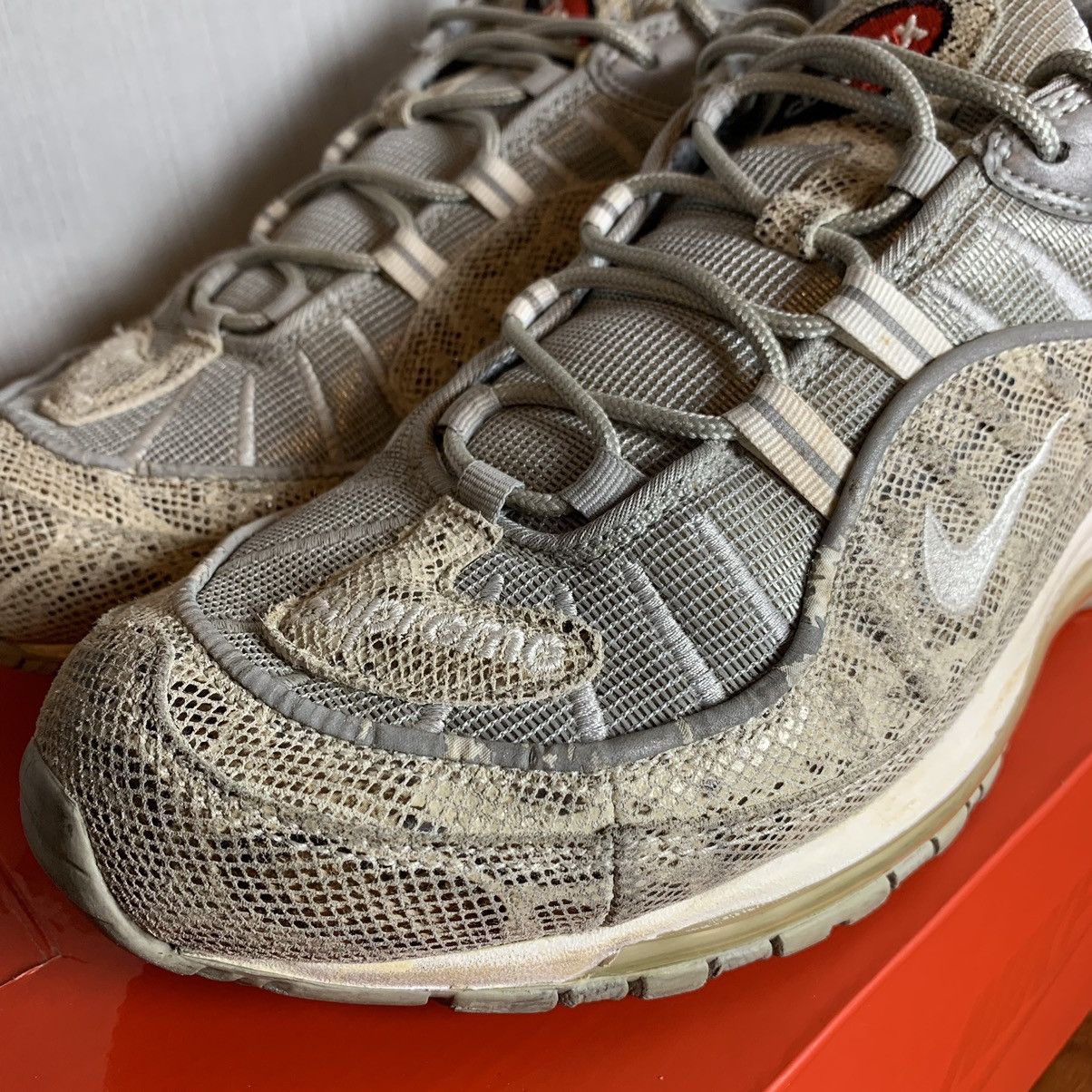 Nike × Supreme Supreme Nike Air Max 98 Snakeskin Size US 11.5 / EU 44-45 - 2 Thumbnail