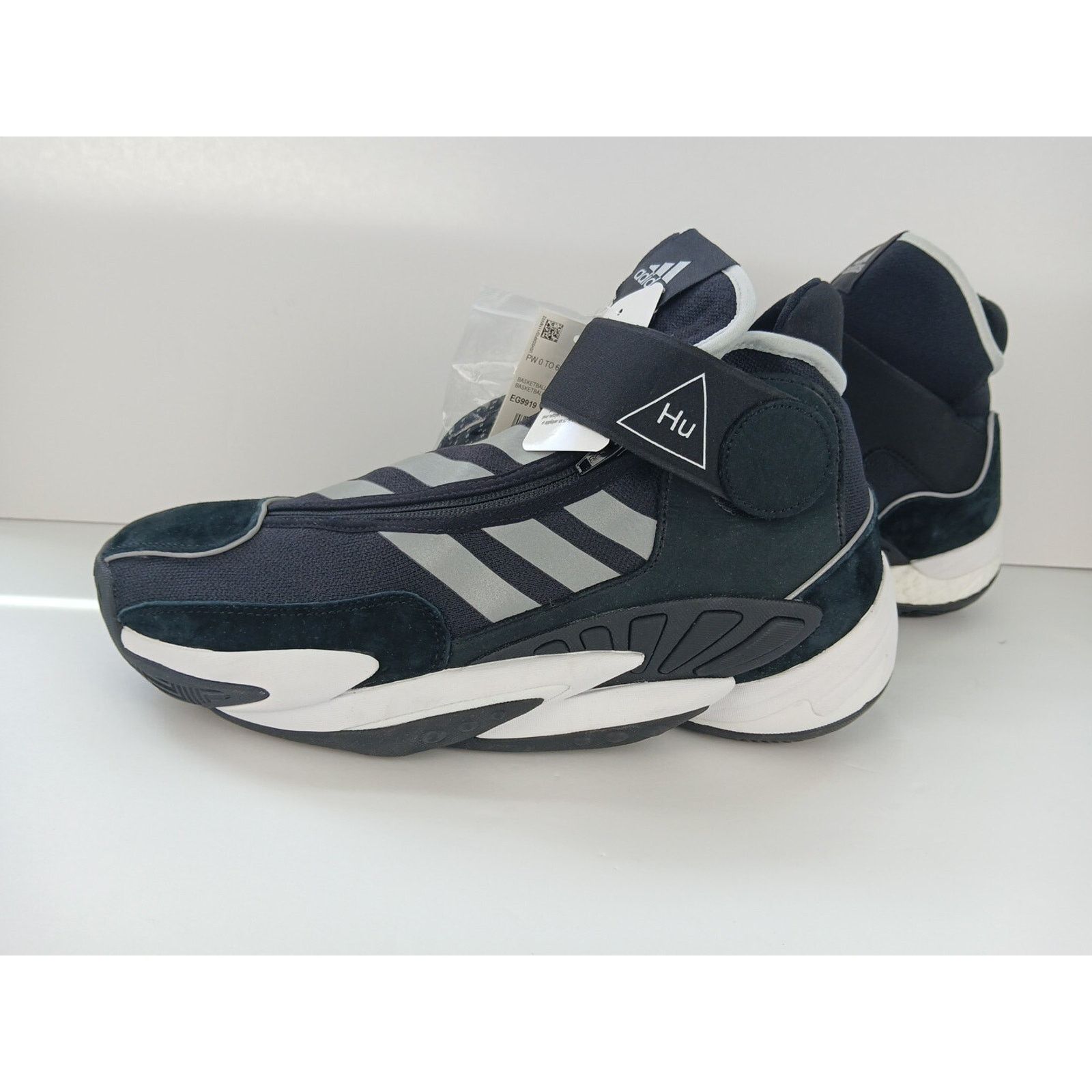 Adidas Adidas x Pharrell Shoes Men’s US 10 Black Basketball Size US 10 / EU 43 - 21 Thumbnail