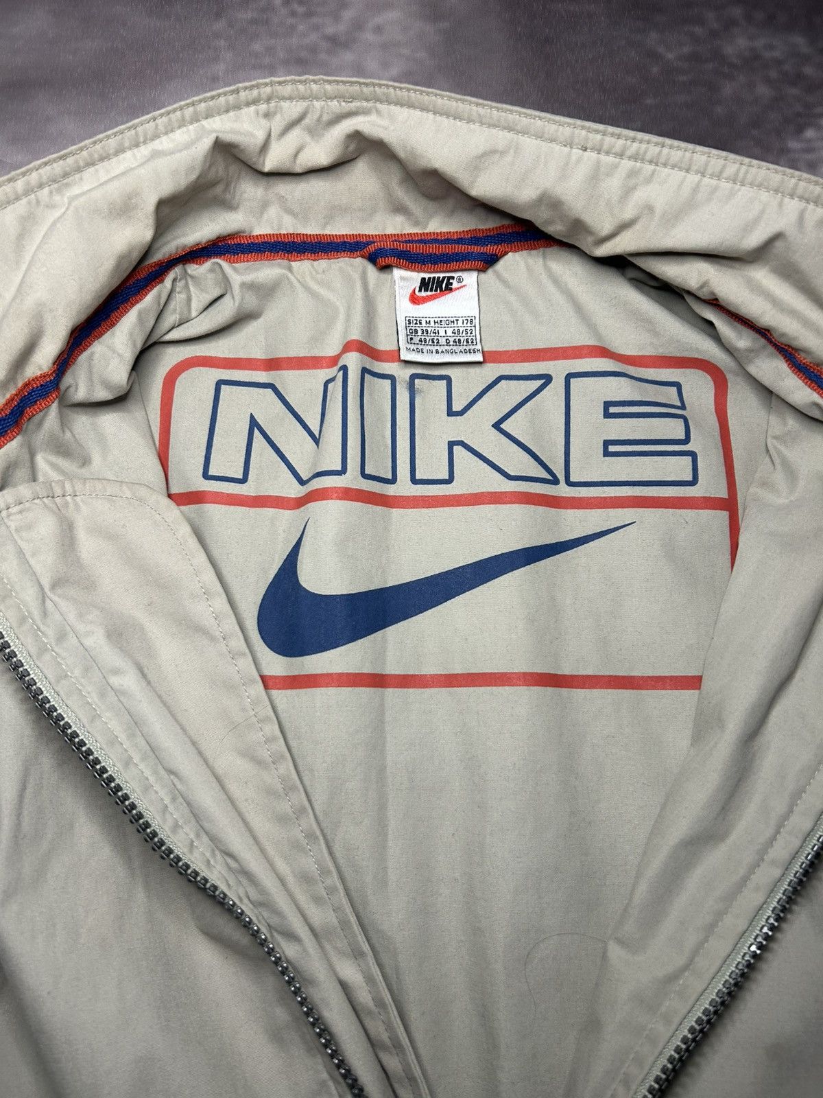 Nike Nike Jacket Nylon Vintage swoosh Logo Zip Size US M / EU 48-50 / 2 - 3 Thumbnail