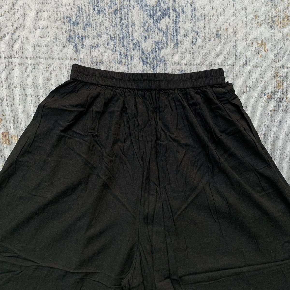 Japanese Brand Rare Japanese Brand Yohji Style Uniqlo Wide Pants Size US 32 / EU 48 - 2 Thumbnail