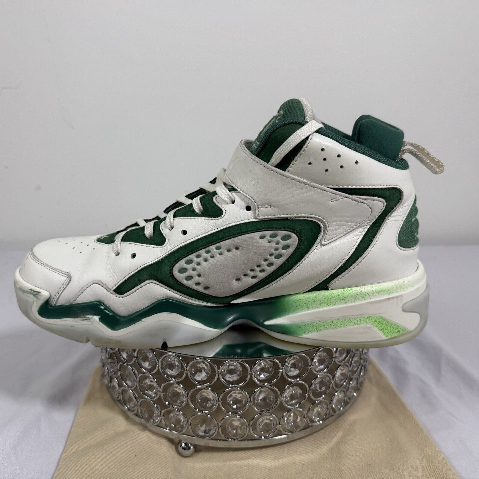Louis Vuitton Louis Vuitton Trainer 2 Sneaker Boot White Green size USA 9 Size US 9 / EU 42 - 6 Thumbnail