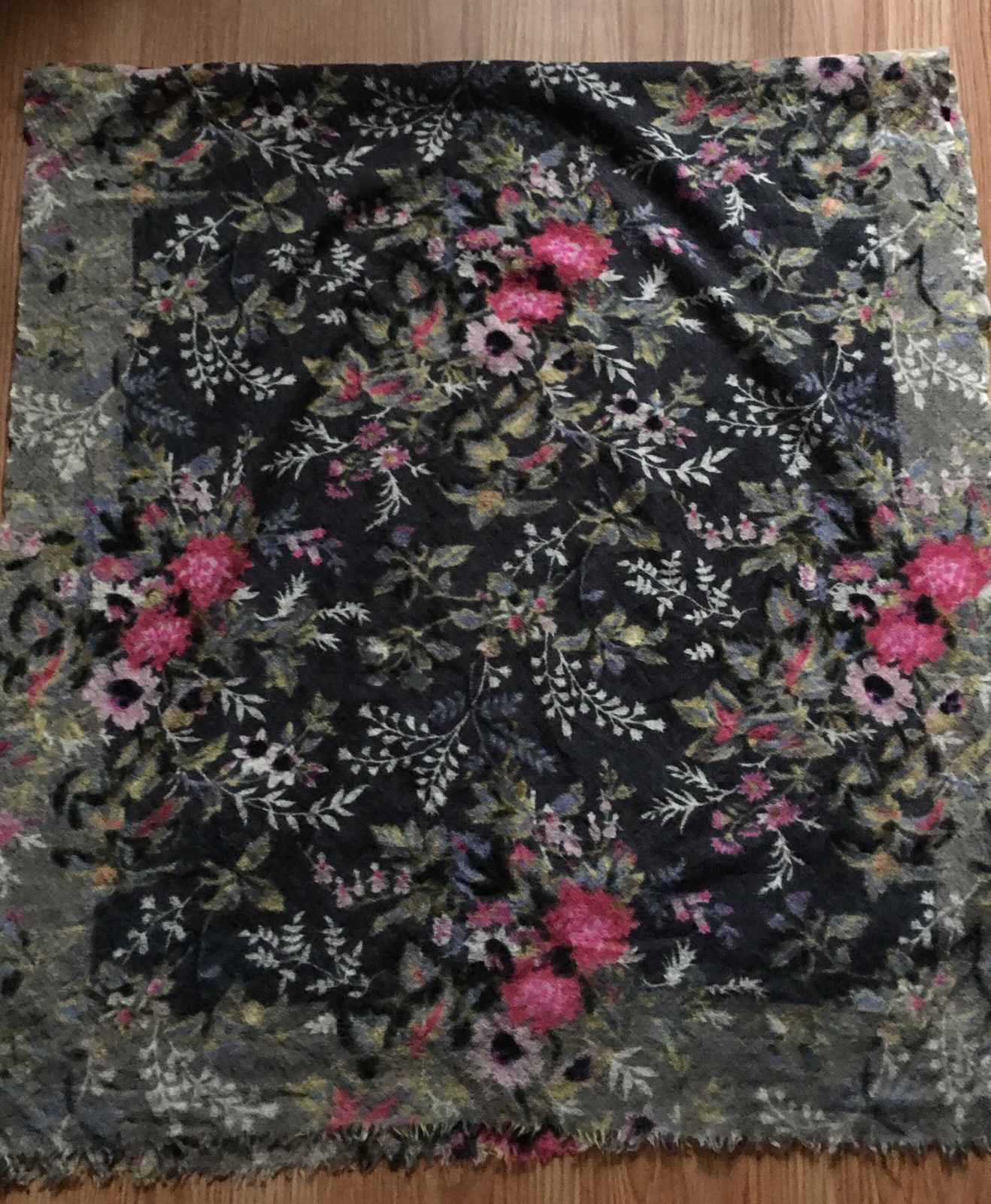 COPENHAGEN STUDIOS EPICE Paris Copenhagen Floral Wool Large Scarf Shawl Size ONE SIZE - 2 Thumbnail