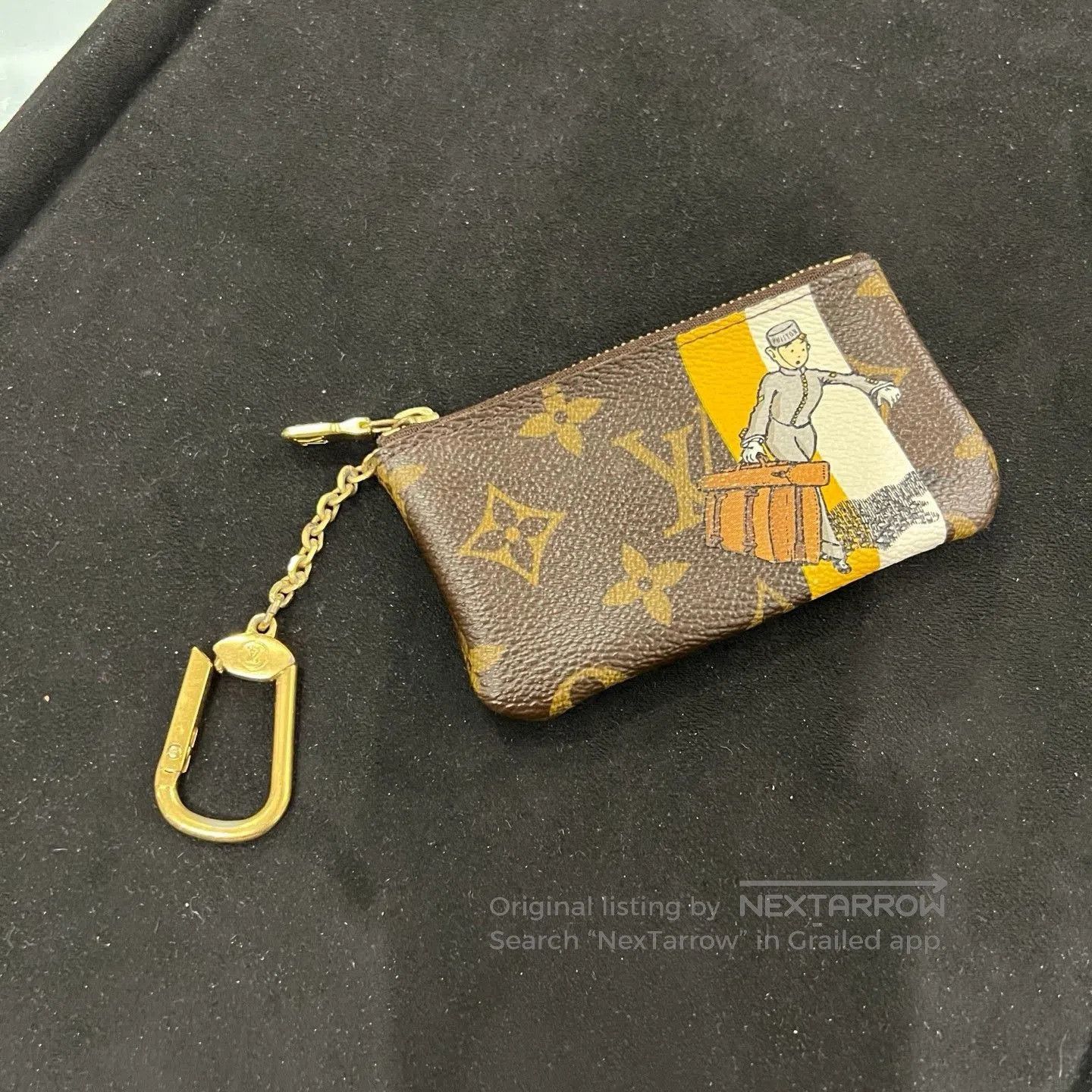 Louis Vuitton Louis Vuitton Graffiti Logo Coin Purse. Size ONE SIZE - 2 Thumbnail
