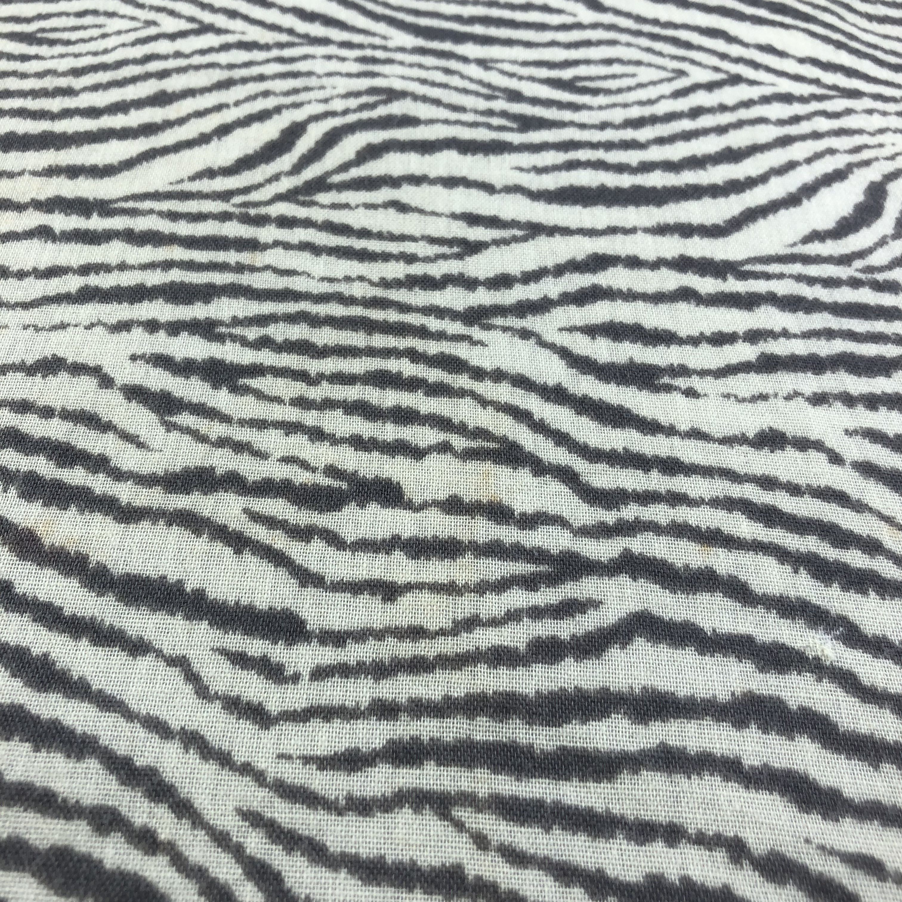 Guess × Vintage Guess? Zebra Stripes Handkerchief Neckerchief Bandana H1659 Size ONE SIZE - 5 Thumbnail