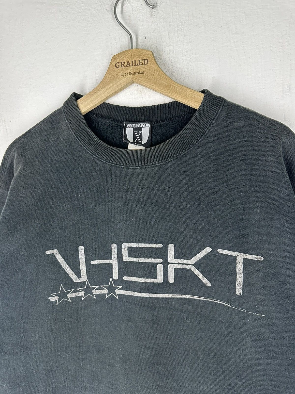 Neighborhood Vintage Neighborhood Skateboard Spell Out Logo Sweatshirt Size US XL / EU 56 / 4 - 4 Thumbnail