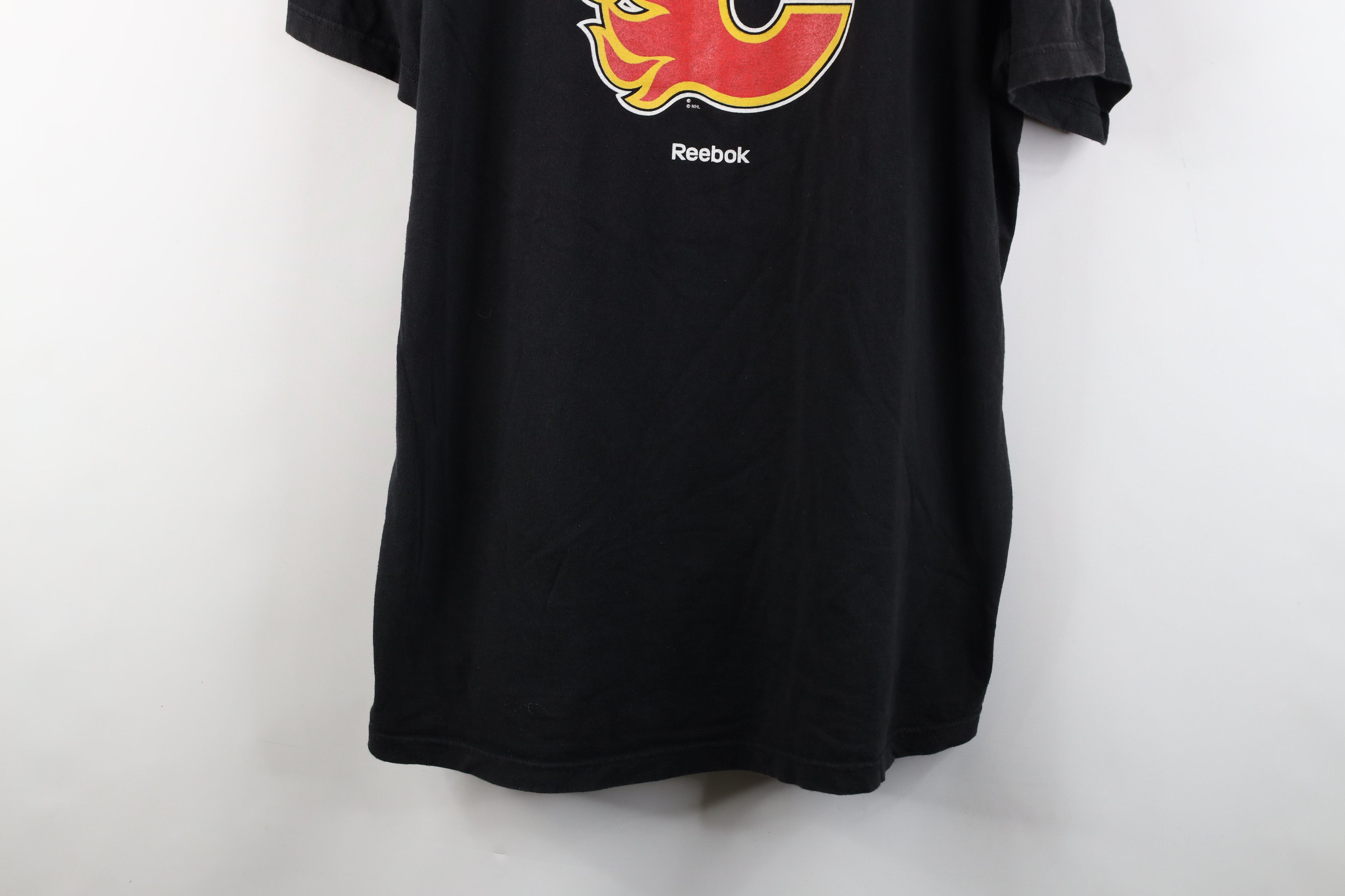Reebok × Vintage Vintage Reebok Calgary Flames Hockey Short Sleeve T-Shirt Size US XXL / EU 58 / 5 - 3 Thumbnail