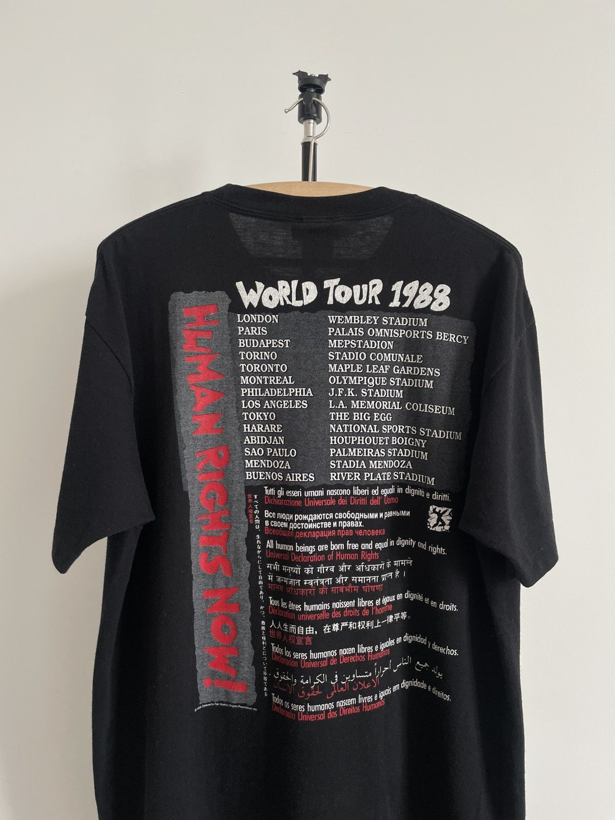 Band Tees Vintage Reebok Human Rights Now 1988 World Tour RARE Size US L / EU 52-54 / 3 - 4 Thumbnail