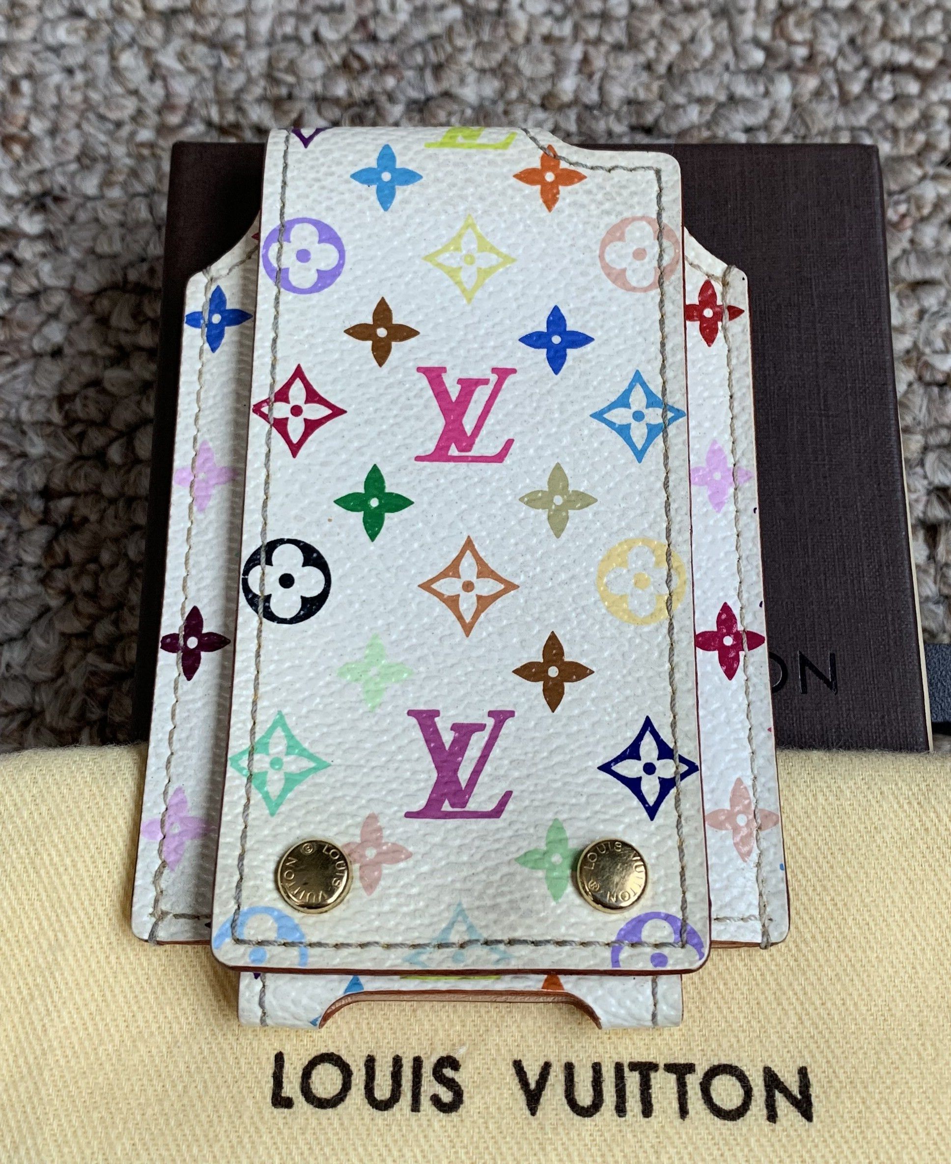 Louis Vuitton × Takashi Murakami S/S 2003 Louis Vuitton x Murakami Monogram Ipod Case Size ONE SIZE - 1 Thumbnail
