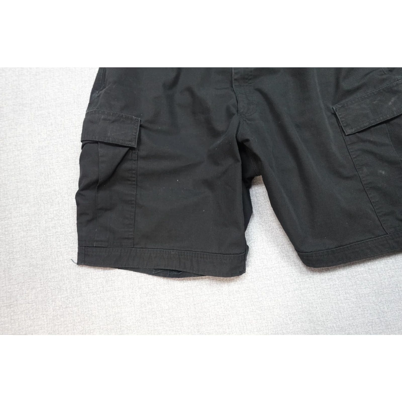 Vintage 5.11 Tactical Cargo Short Mens XL Black Ripstop Cargo Hip Belt Loops 5-Pocket Design Outdoor Outdoor Mens XL Black Size US 36 / EU 52 - 3 Thumbnail