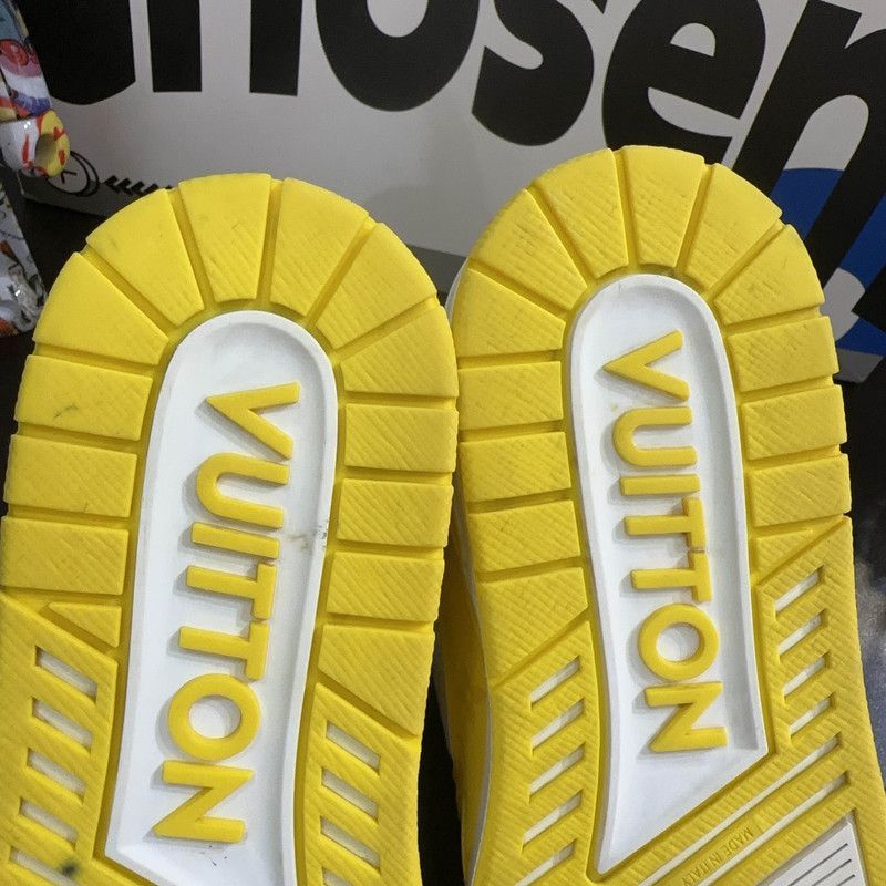 Louis Vuitton Louis Vuitton Trainer Low Tops in White and Yellow -2508 Size US 8 / EU 41 - 8 Thumbnail