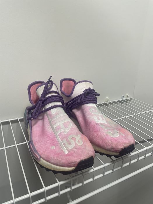 Human race clearance holi pack