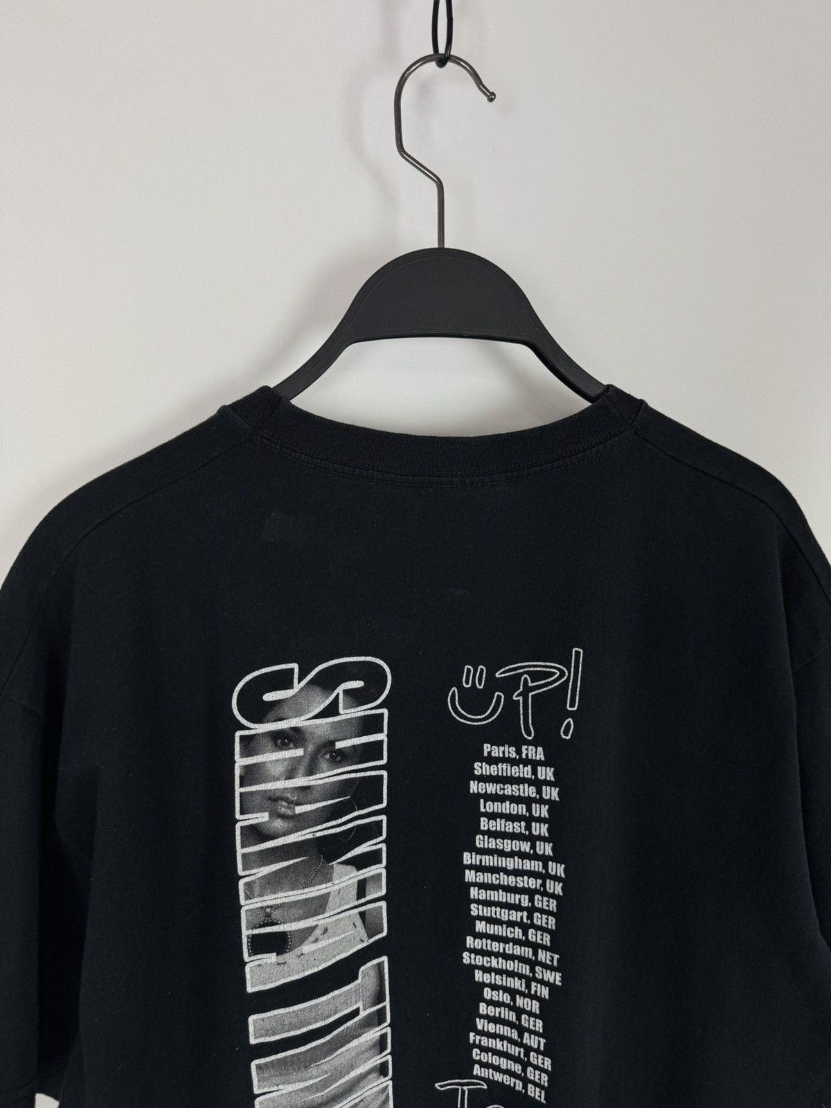 Band Tees 2004 Vintage Shania Twain Europe Tour T-Shirt Size US L / EU 52-54 / 3 - 8 Thumbnail