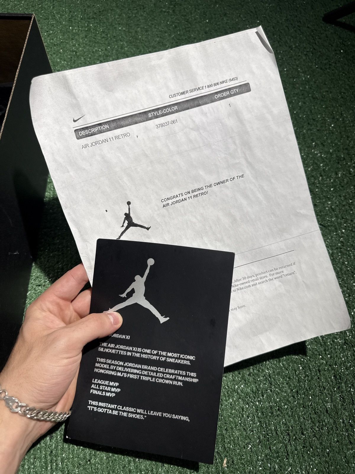 Jordan Brand Jordan 11 Playoff Bred 2019 Size US 10 / EU 43 - 10 Thumbnail