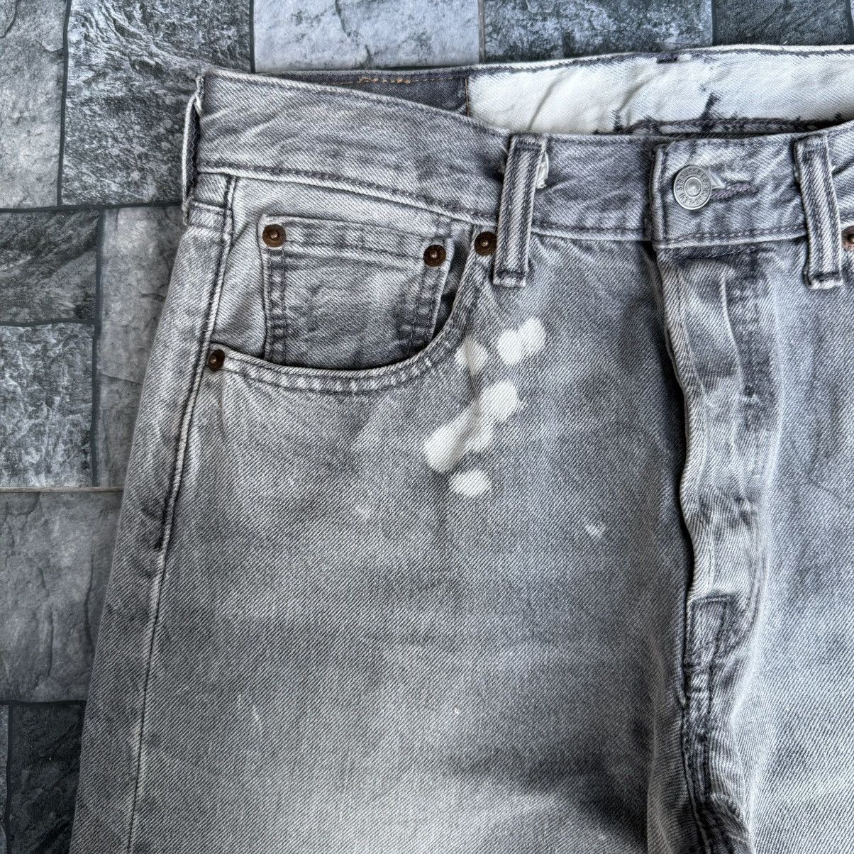 Levi's Levi's 501 Button Fly Faded Black Denim Jean Pants W30 Size US 30 / EU 46 - 9 Thumbnail