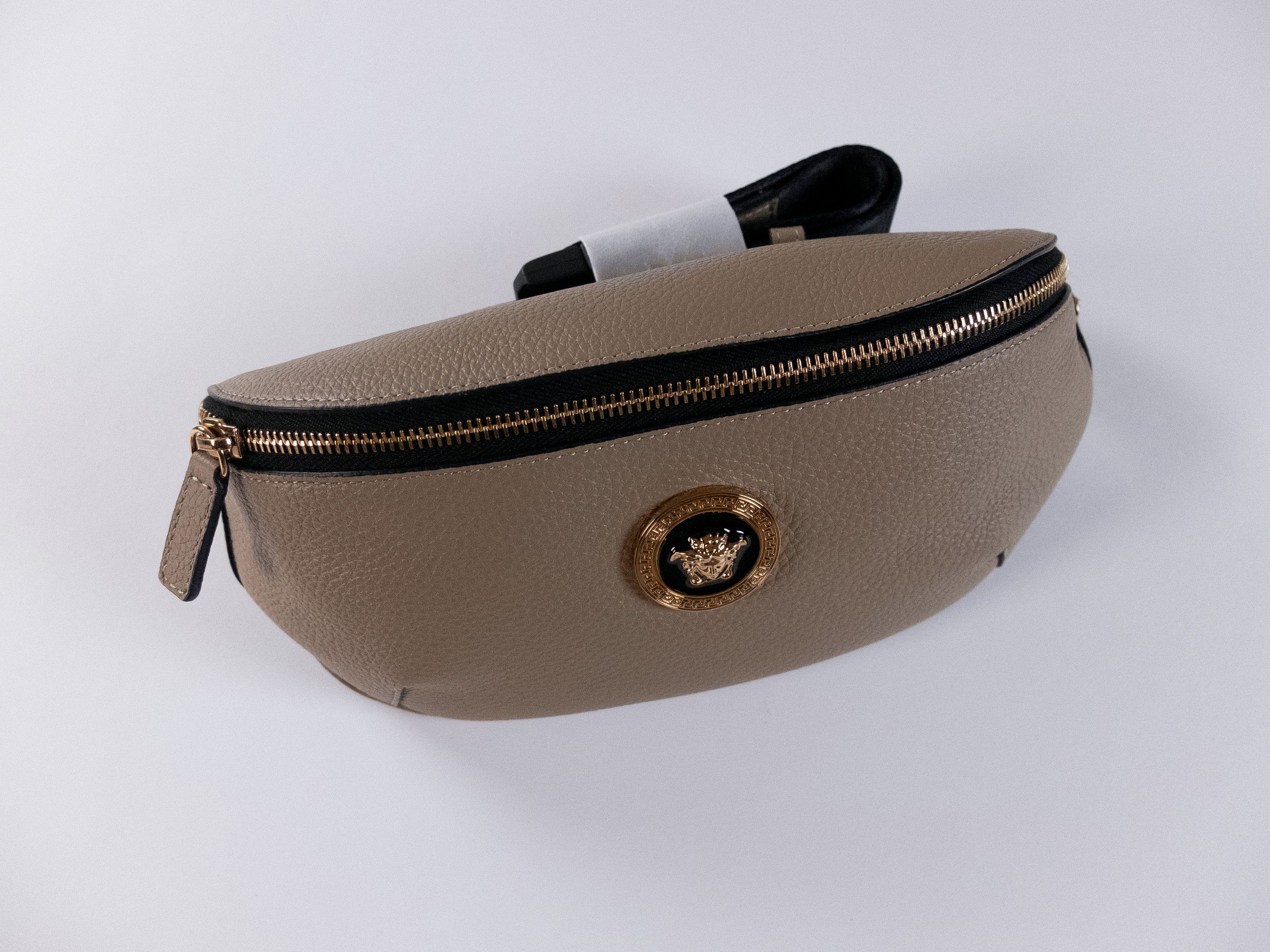 Versace VERSACE La Medusa dark beige leather belt bag authentic Size ONE SIZE - 4 Thumbnail