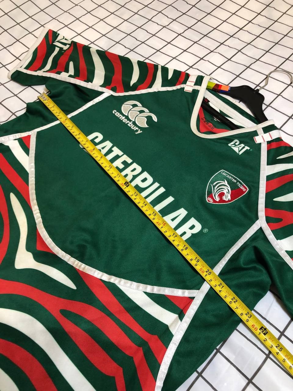 Other LEICESTER TIGERS 2012 2013 HOME RUGBY SHIRT JERSEY Size US XL / EU 56 / 4 - 3 Thumbnail