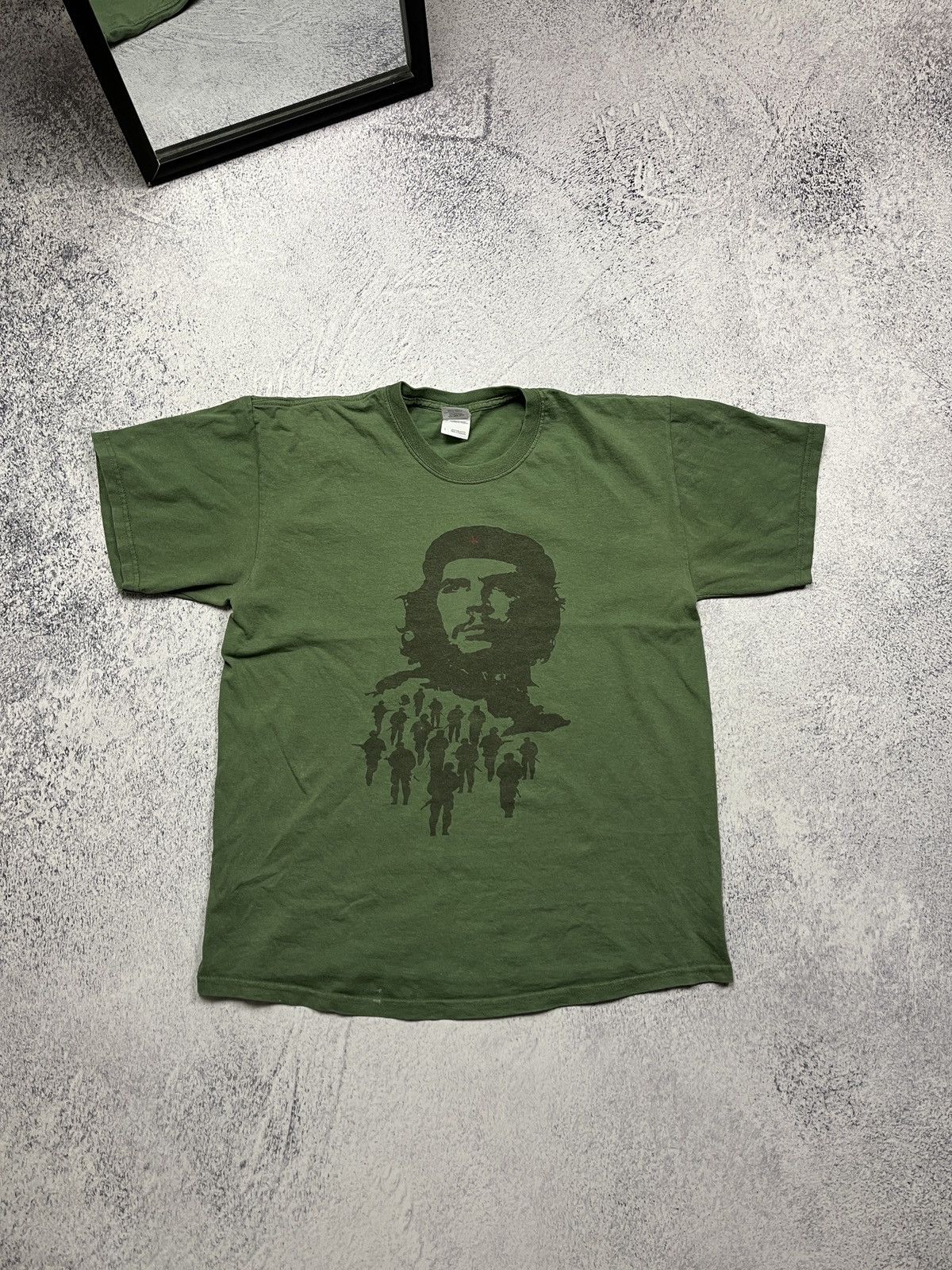 Other Vintage Y2k Enesto Cheguevara Cuba 67 Big Logo T Shirt Rare Size US L / EU 52-54 / 3 - 1 Thumbnail