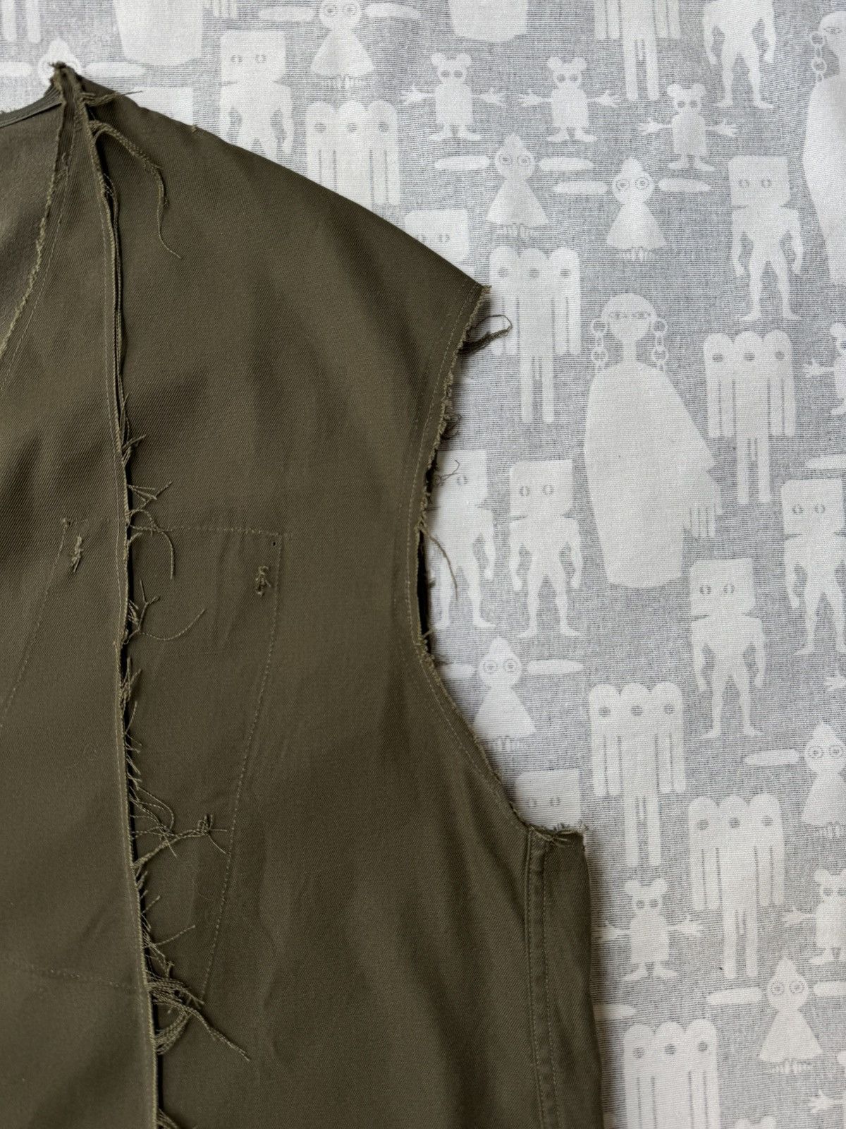 Maison Margiela Maison Martin Margiela SS00 Artisanal Reworked Army Vest Size US S / EU 44-46 / 1 - 3 Thumbnail
