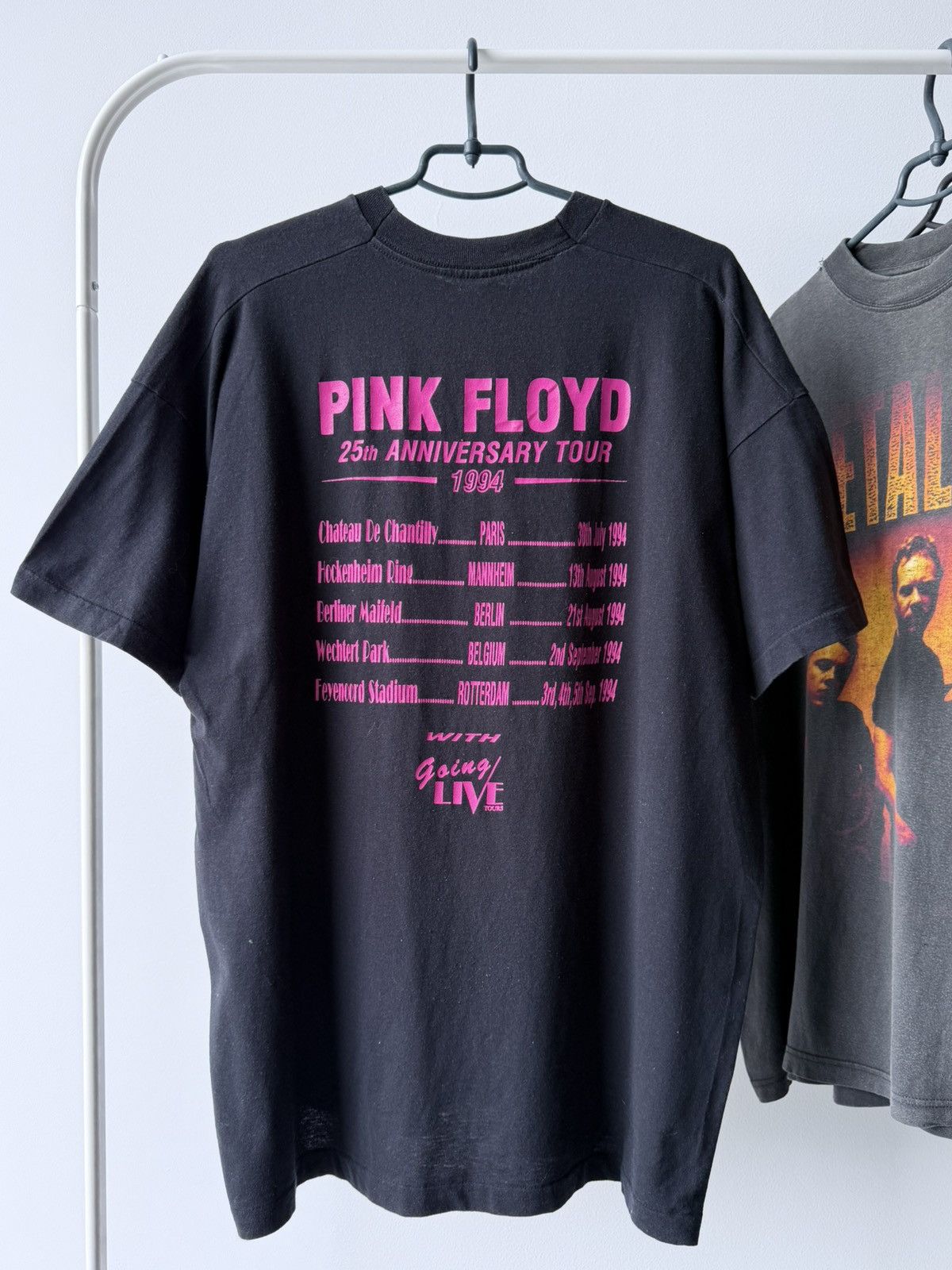 Band Tees Vintage 1994 Pink Floyd Band Tour T-Shirt Tee Size US XL / EU 56 / 4 - 2 Thumbnail