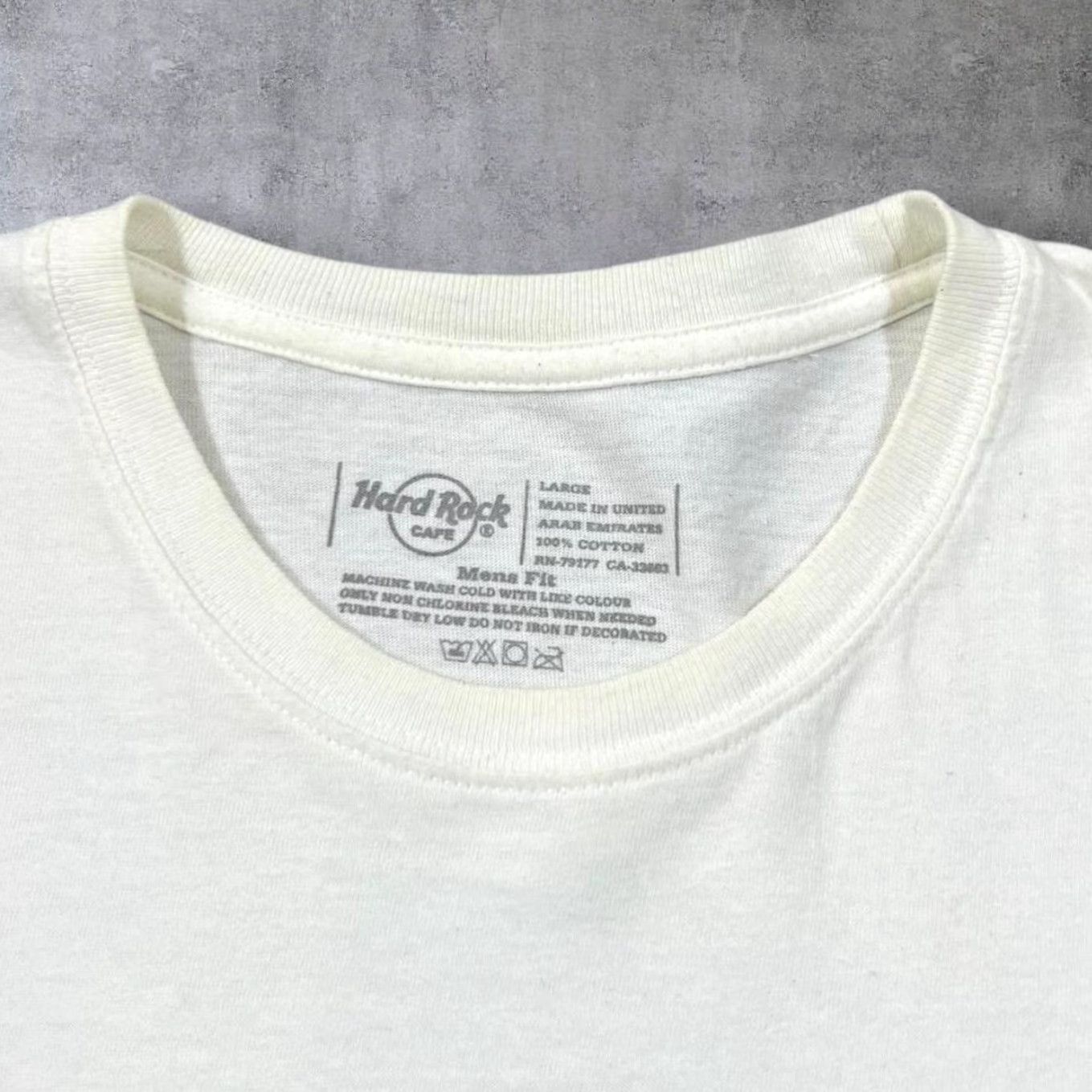 Hard Rock Cafe Hard Rock Cafe Barcelona Graphic T-Shirt White Large Mens Short Sleeve Round Neck Logo Spellout Souvenir Classic Size US L / EU 52-54 / 3 - 4 Thumbnail