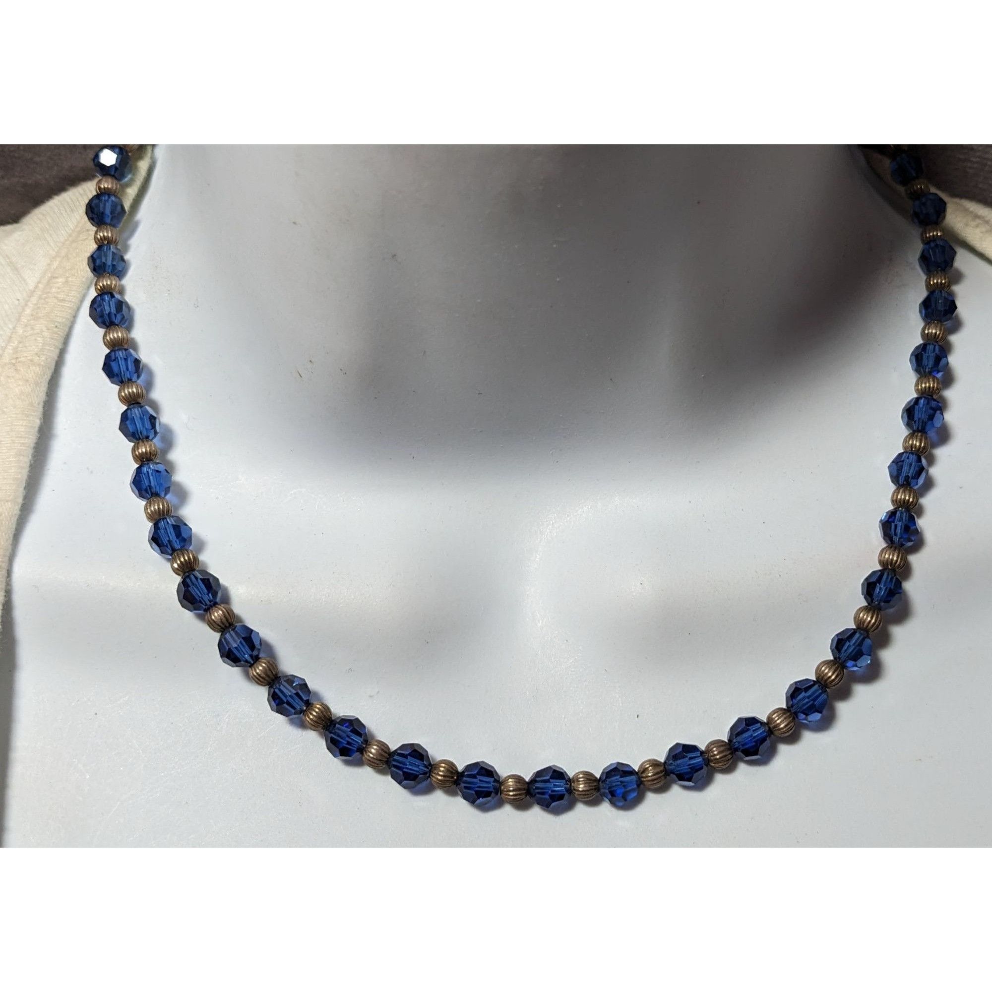 Other Casual Silver Tone And Blue Beaded Necklace Size ONE SIZE - 7 Thumbnail