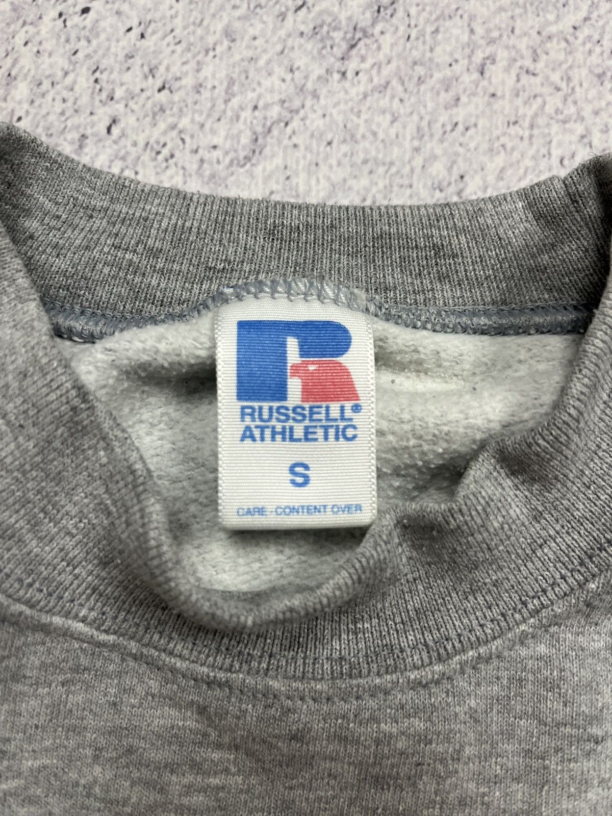 Russell Athletic × Vintage Vintage 90s y2k Russell Athletic Sweatshirt Boxy Fit Gray Size US S / EU 44-46 / 1 - 7 Thumbnail