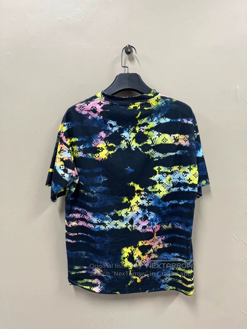 Louis Vuitton Louis Vuitton Neon full print short sleeve Size US XL / EU 56 / 4 - 2 Thumbnail