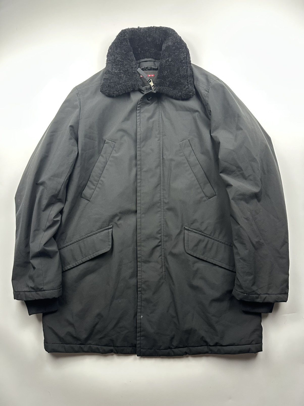 Prada PRADA Size 48 Hidden Placket Lamb Shearling Collar Coat Size US M / EU 48-50 / 2 - 1 Thumbnail