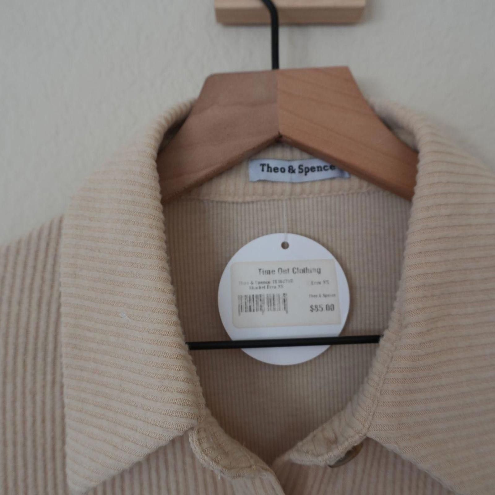 The North Face Theo Spence Shirt Women's XS Cream Button Down Front Pocket Size XS / US 0-2 / IT 36-38 - 3 Thumbnail