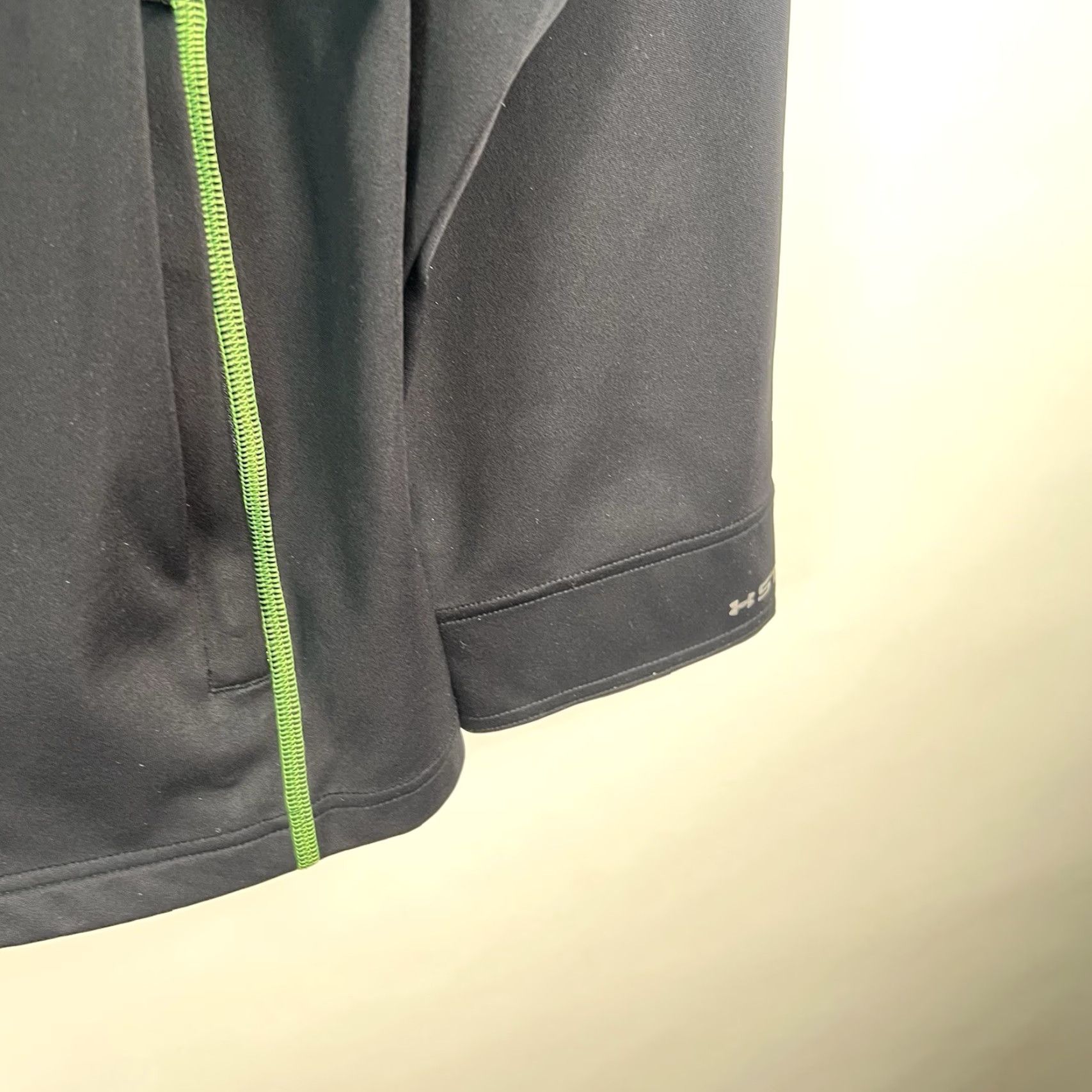 Under Armour Under Armour Sweatshirt Main Selling Point Storm Pull Over Quarter Zip Men XL Black Storm Sweatshirt - Men XL Black/Green Size US XL / EU 56 / 4 - 3 Thumbnail